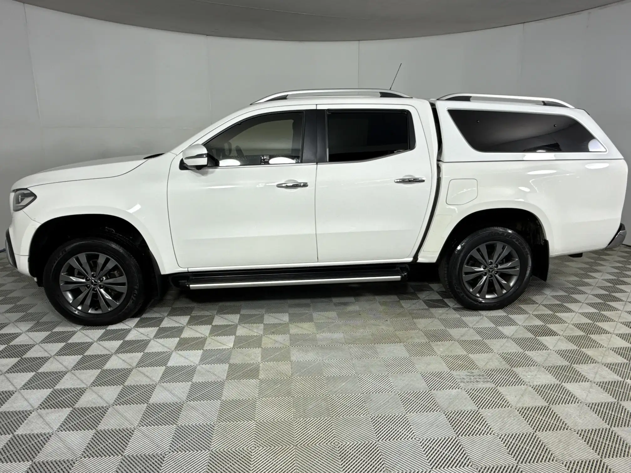 Mercedes-Benz X-Class