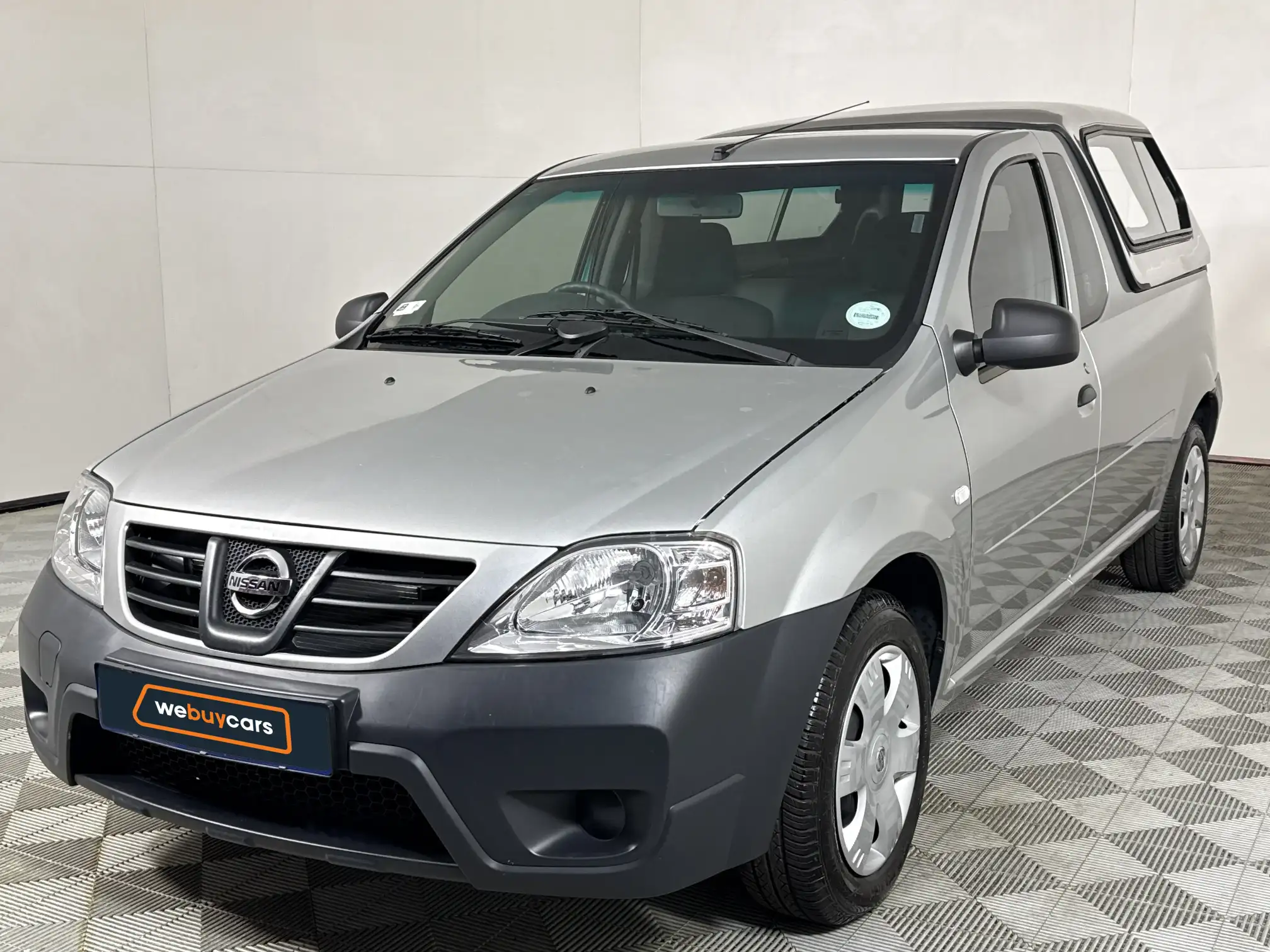 2024 Nissan NP200