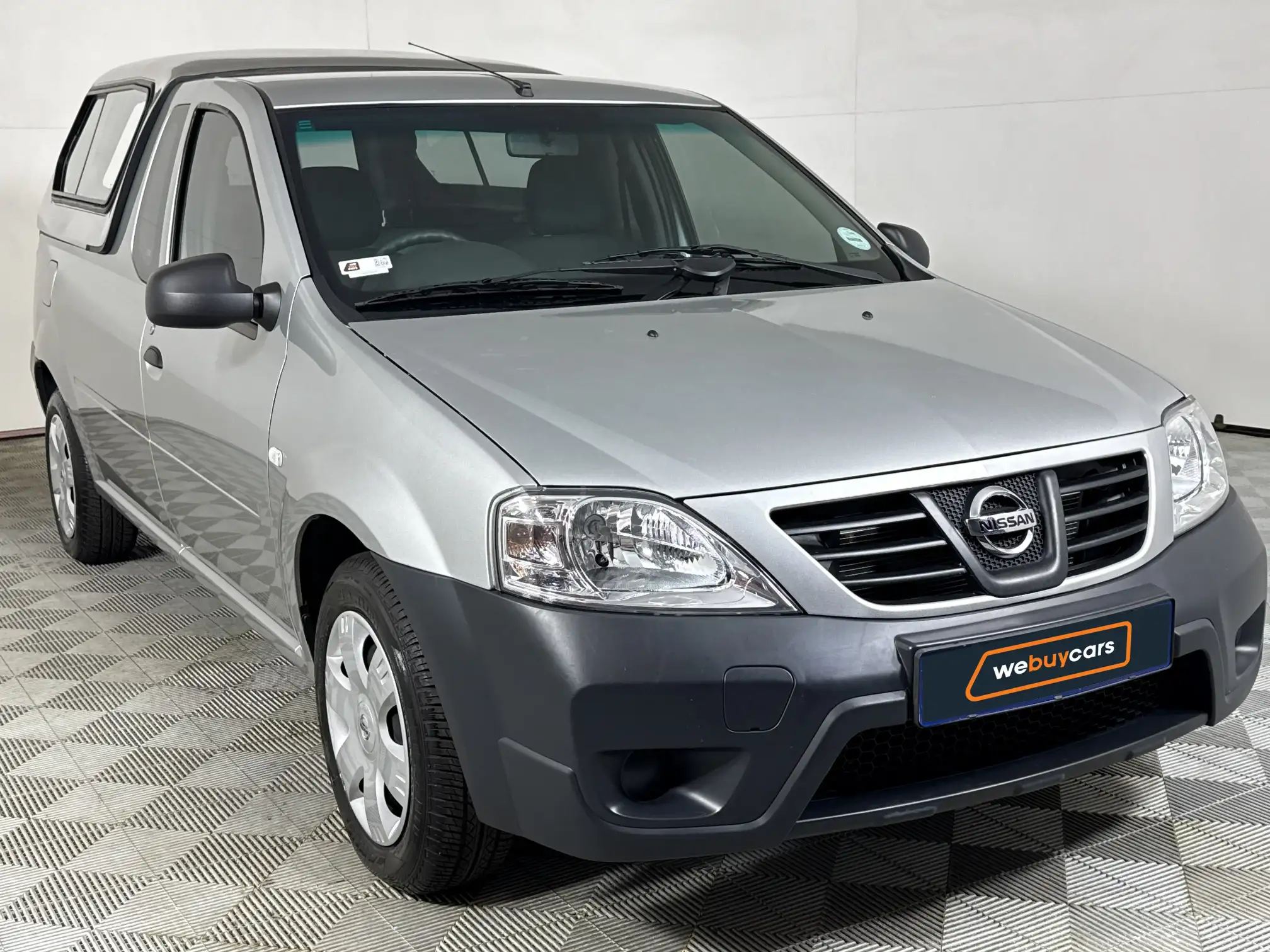 Nissan NP200