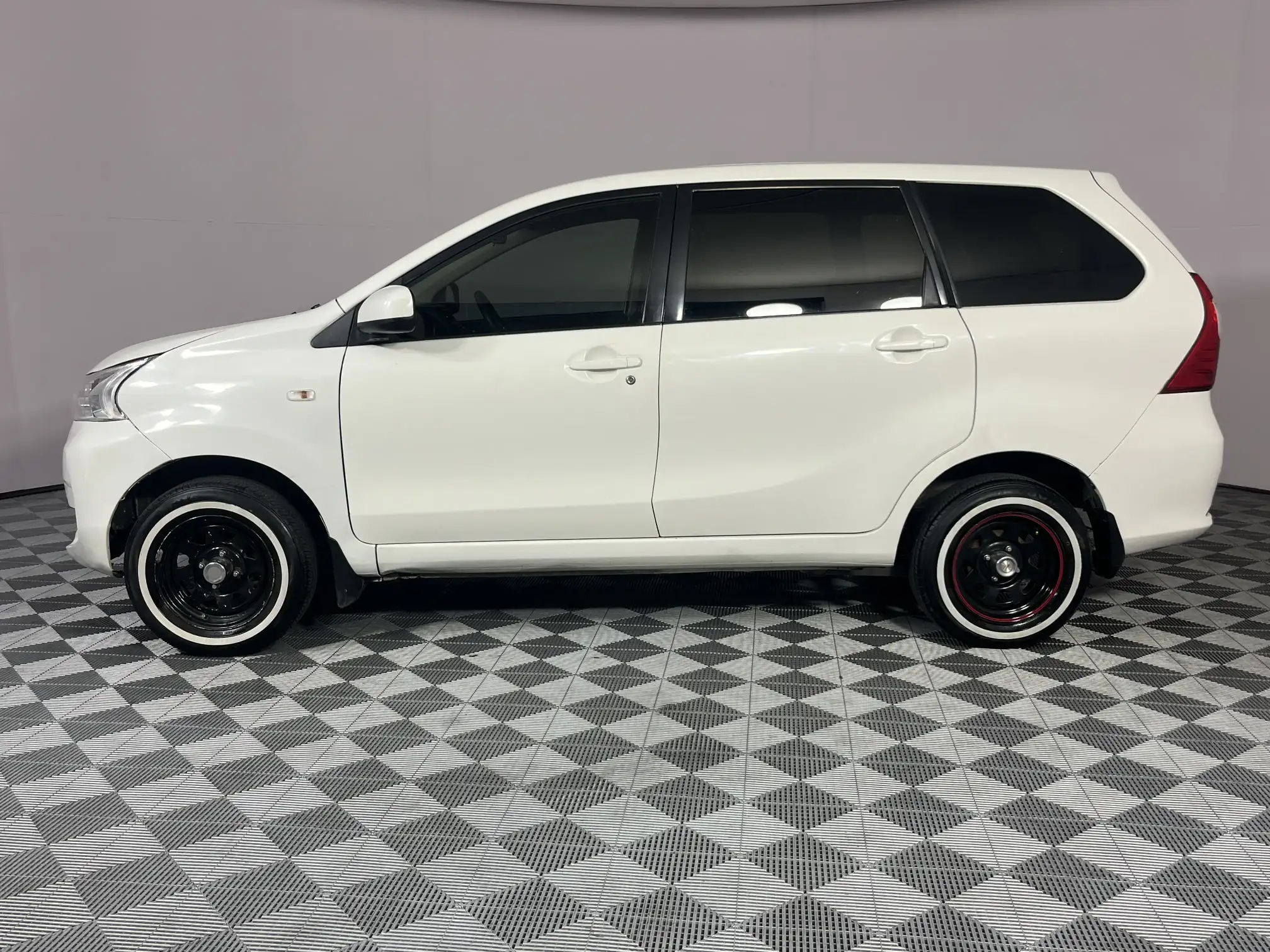 Toyota Avanza