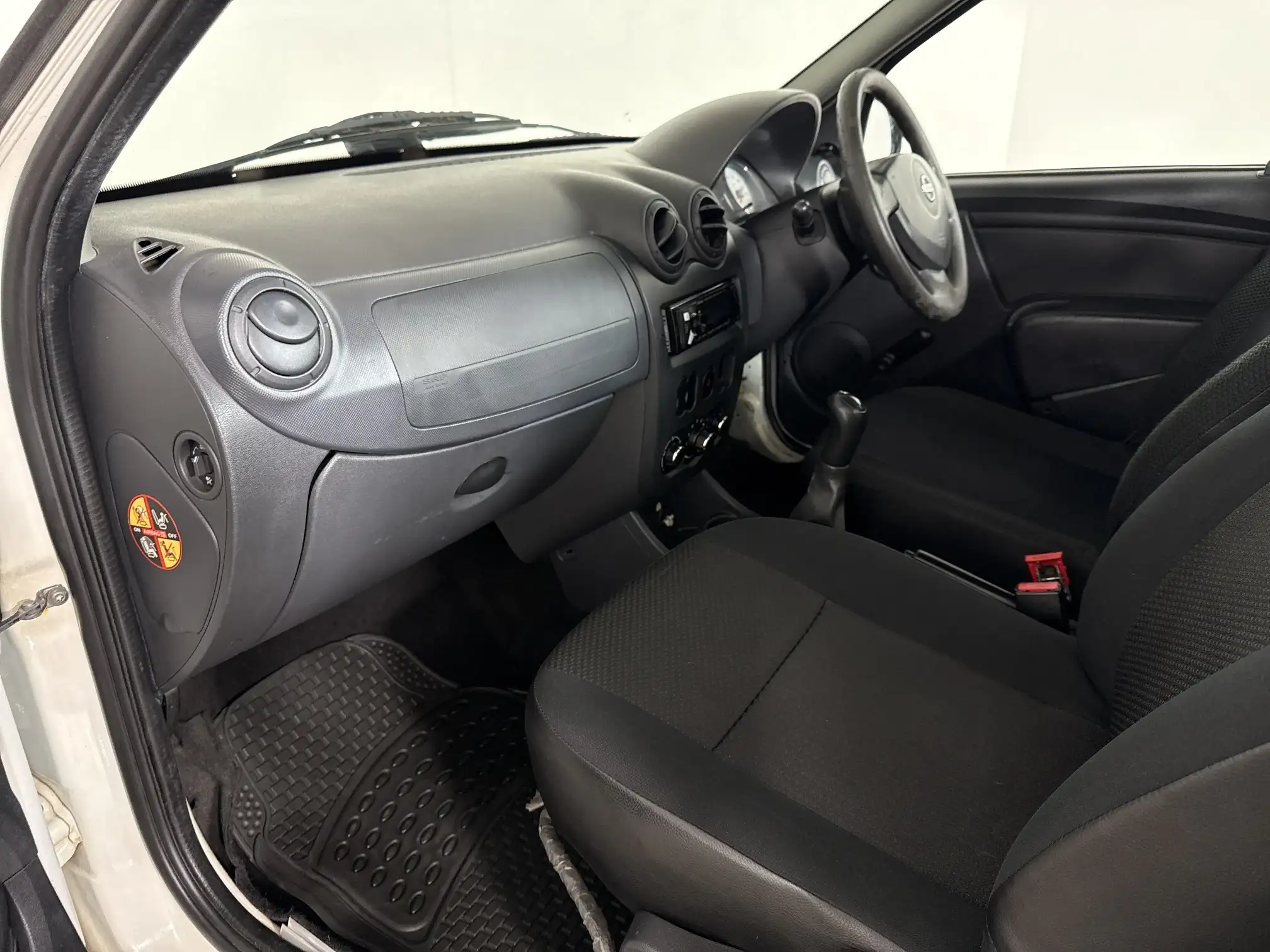 Nissan NP200