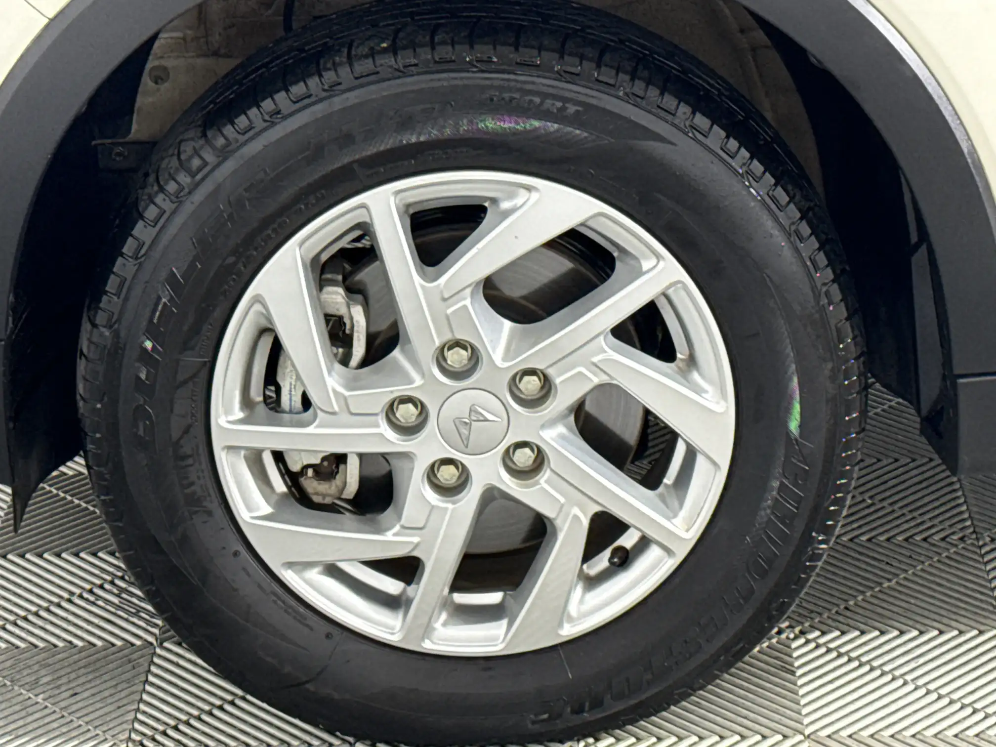 Mahindra Xuv300