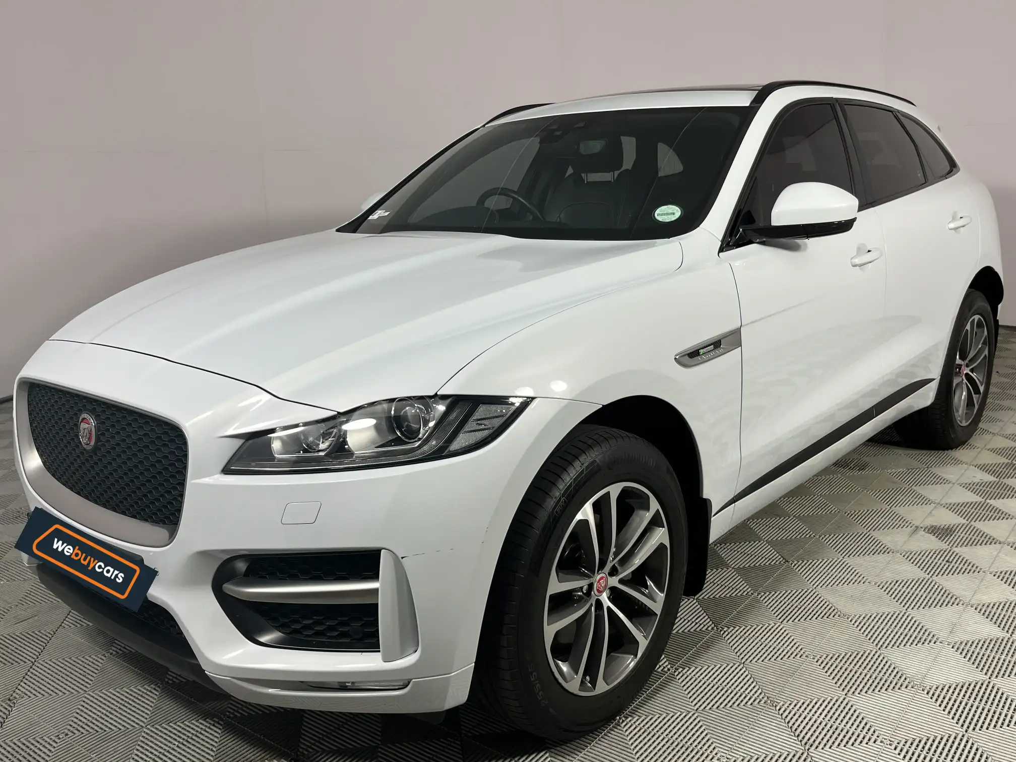Jaguar F-Pace