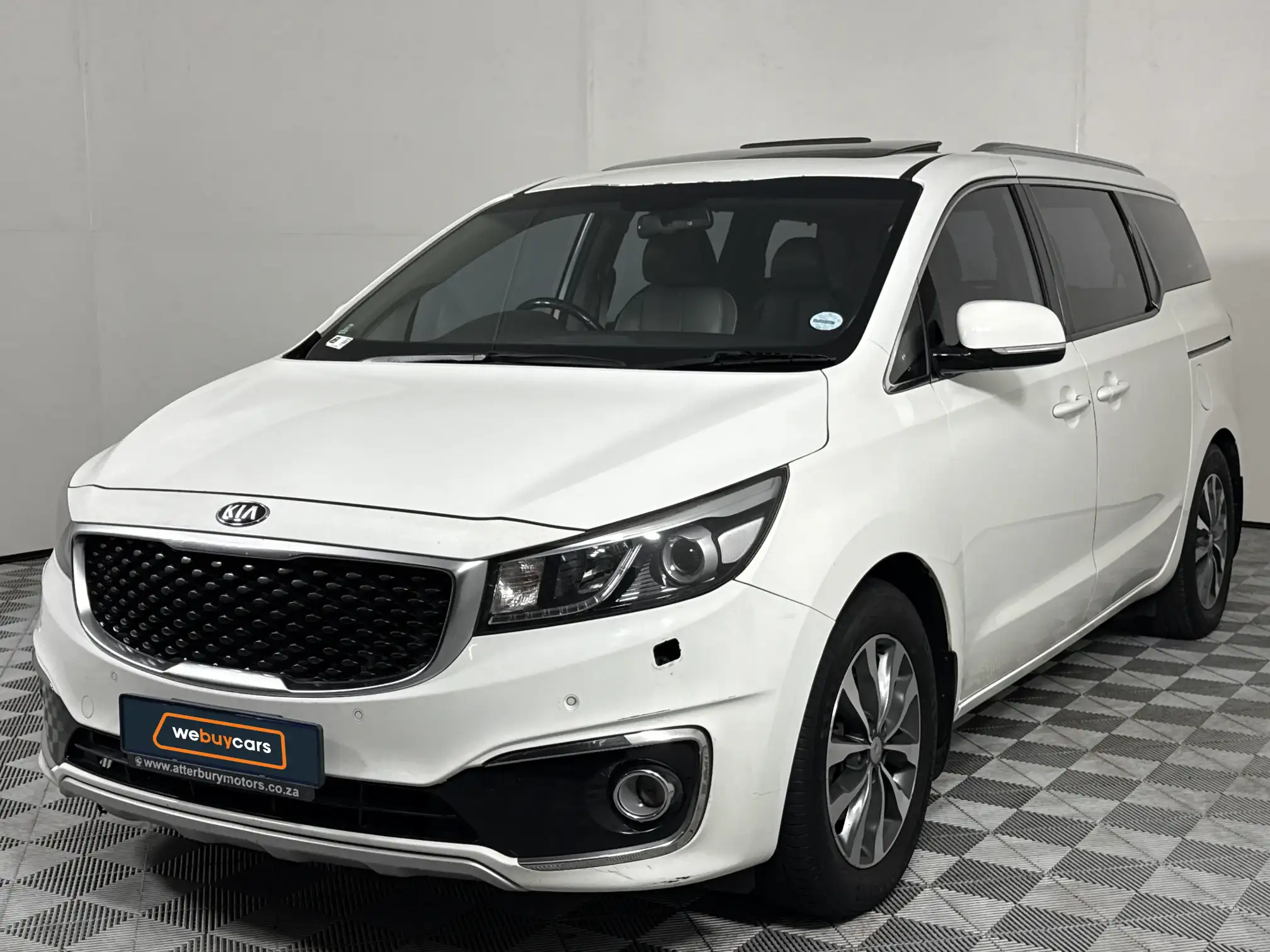 2016 KIA Sedona