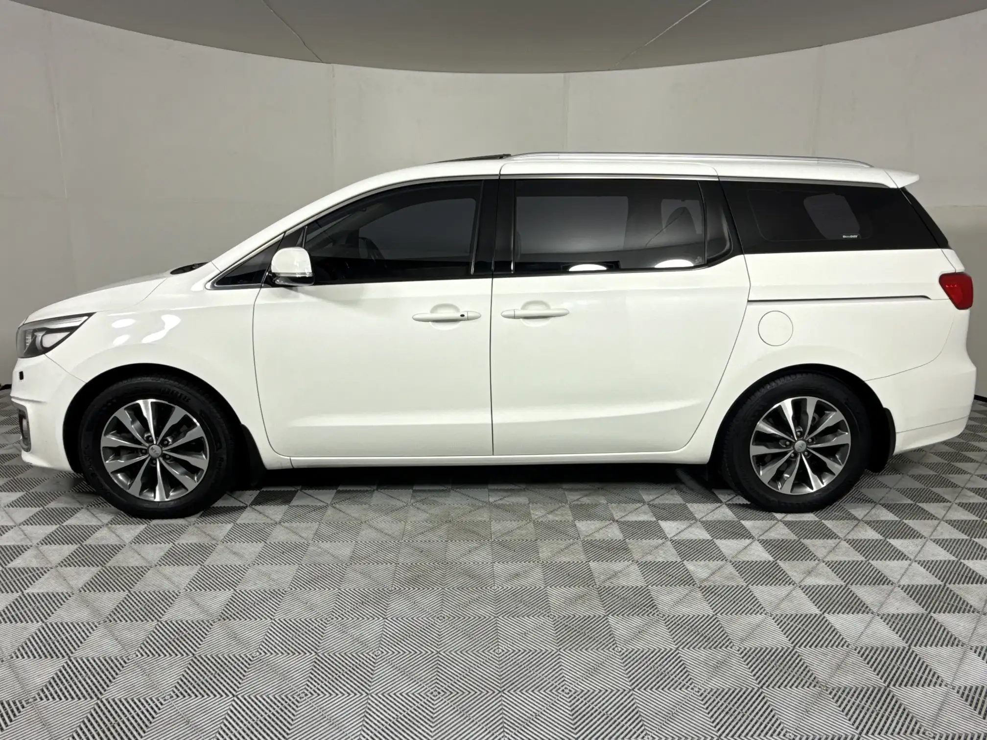 KIA Sedona