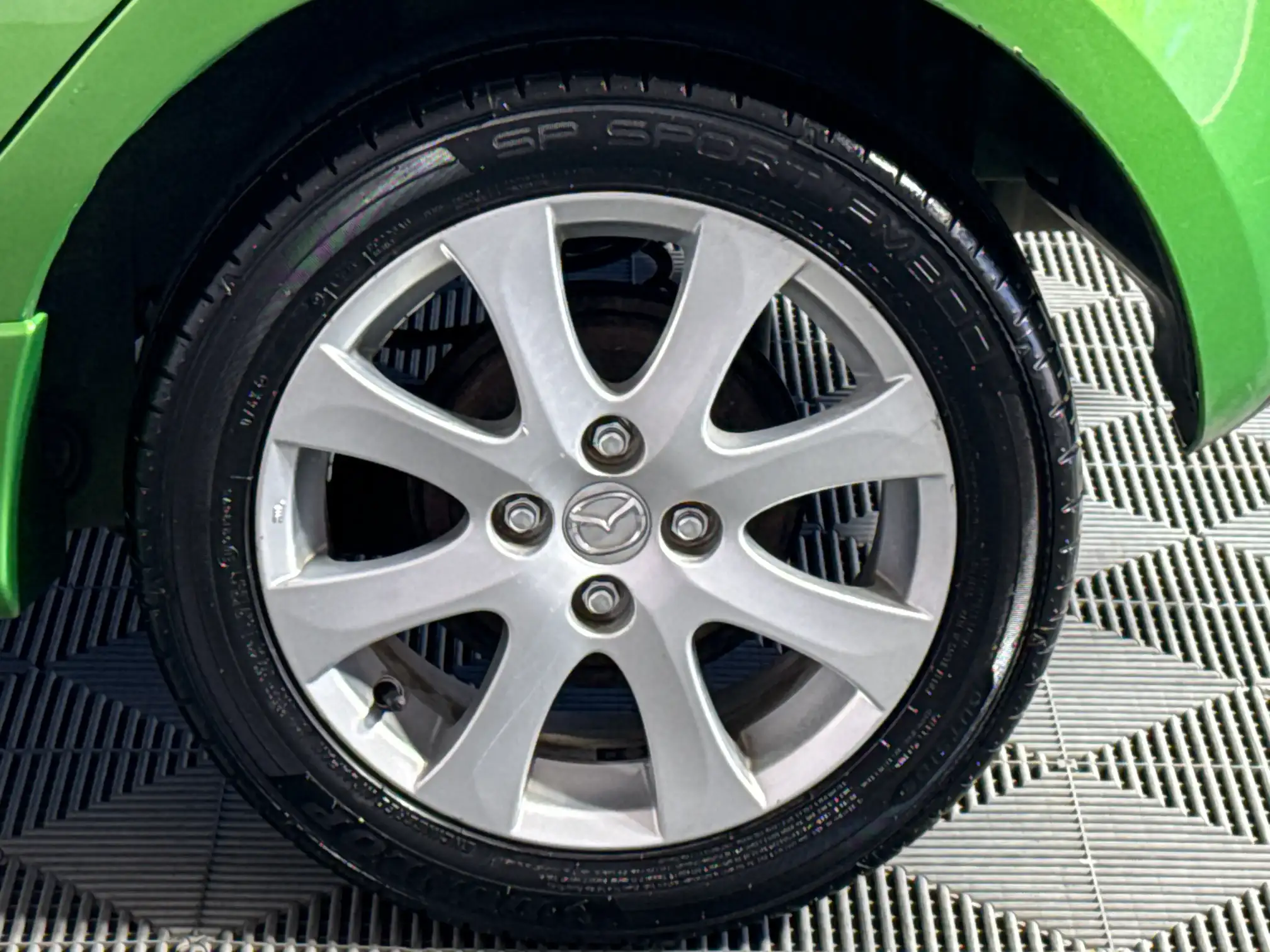 Mazda Mazda 2