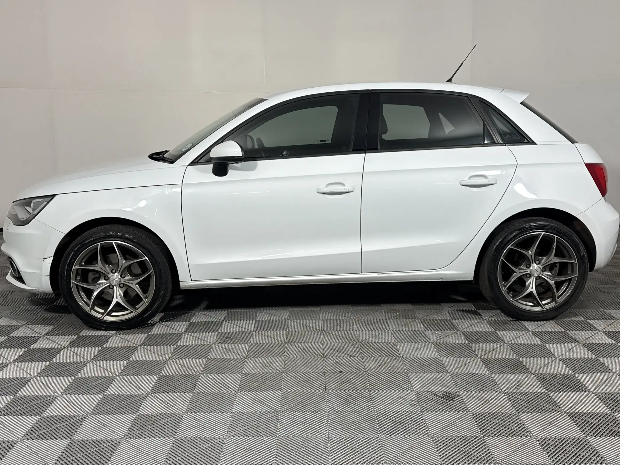 Audi A1