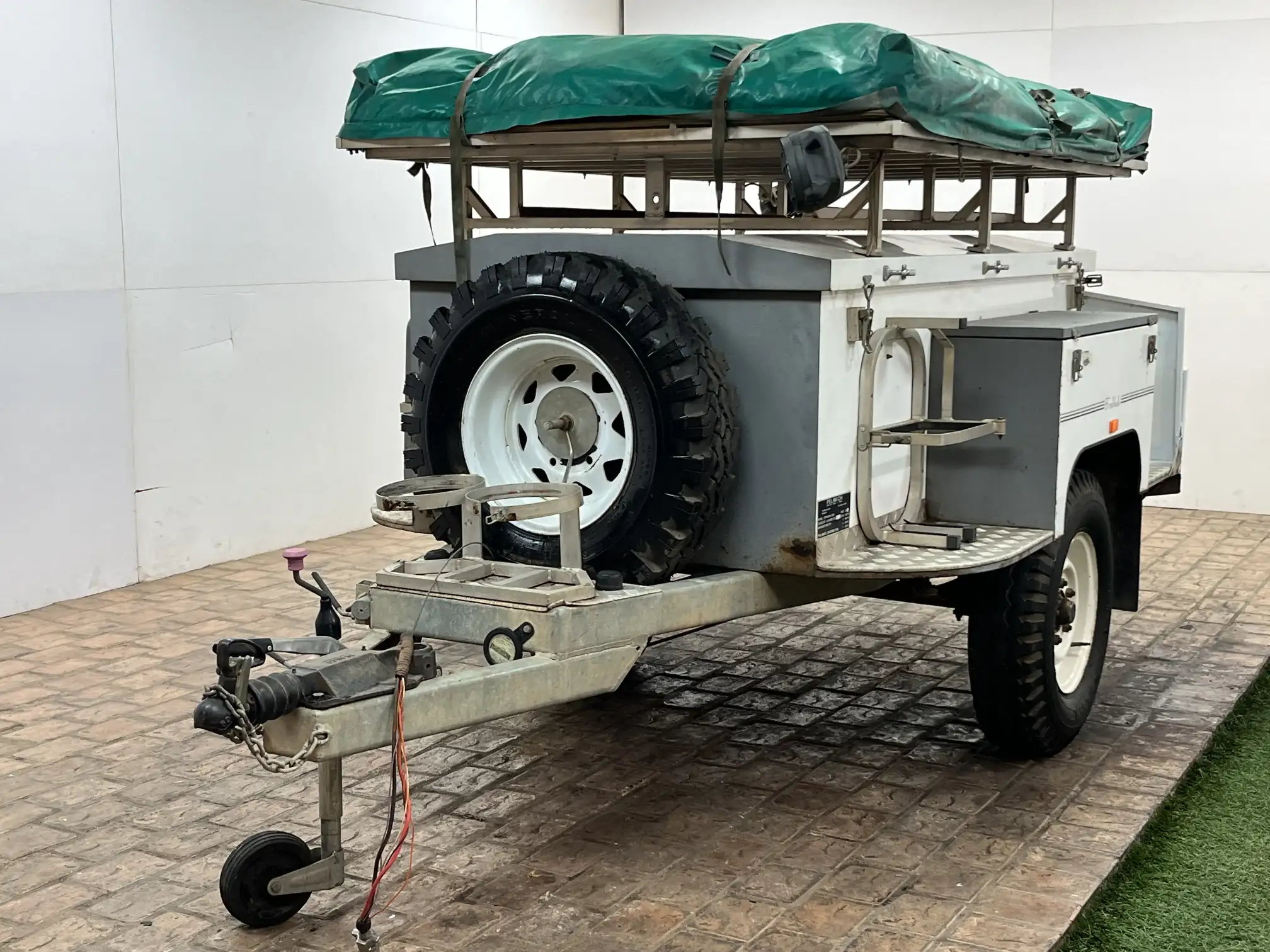 1997 Brakhah 600