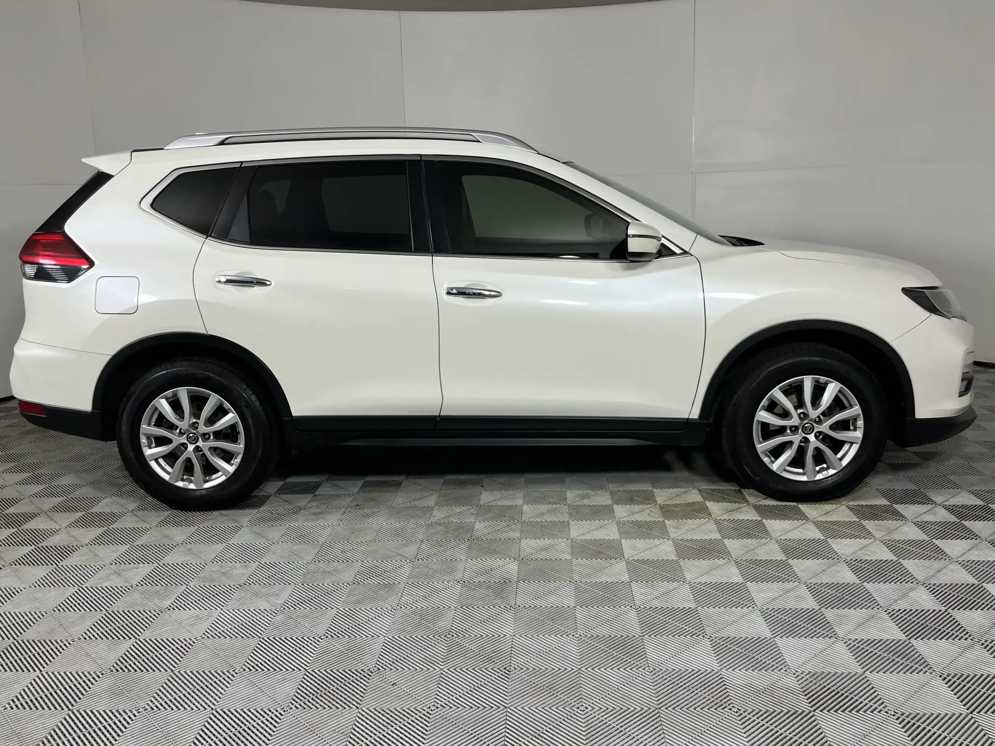 Nissan X Trail
