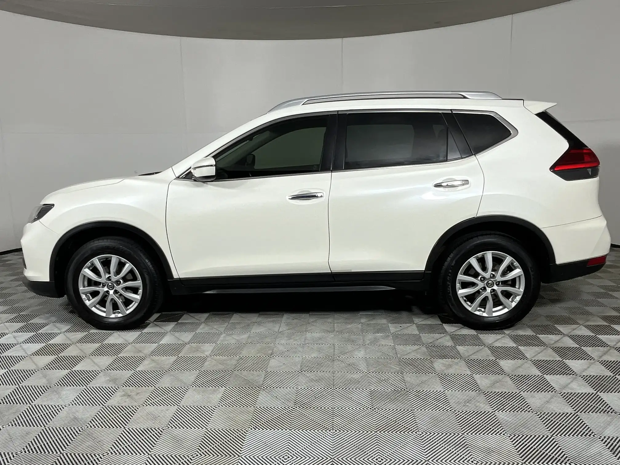 Nissan X Trail