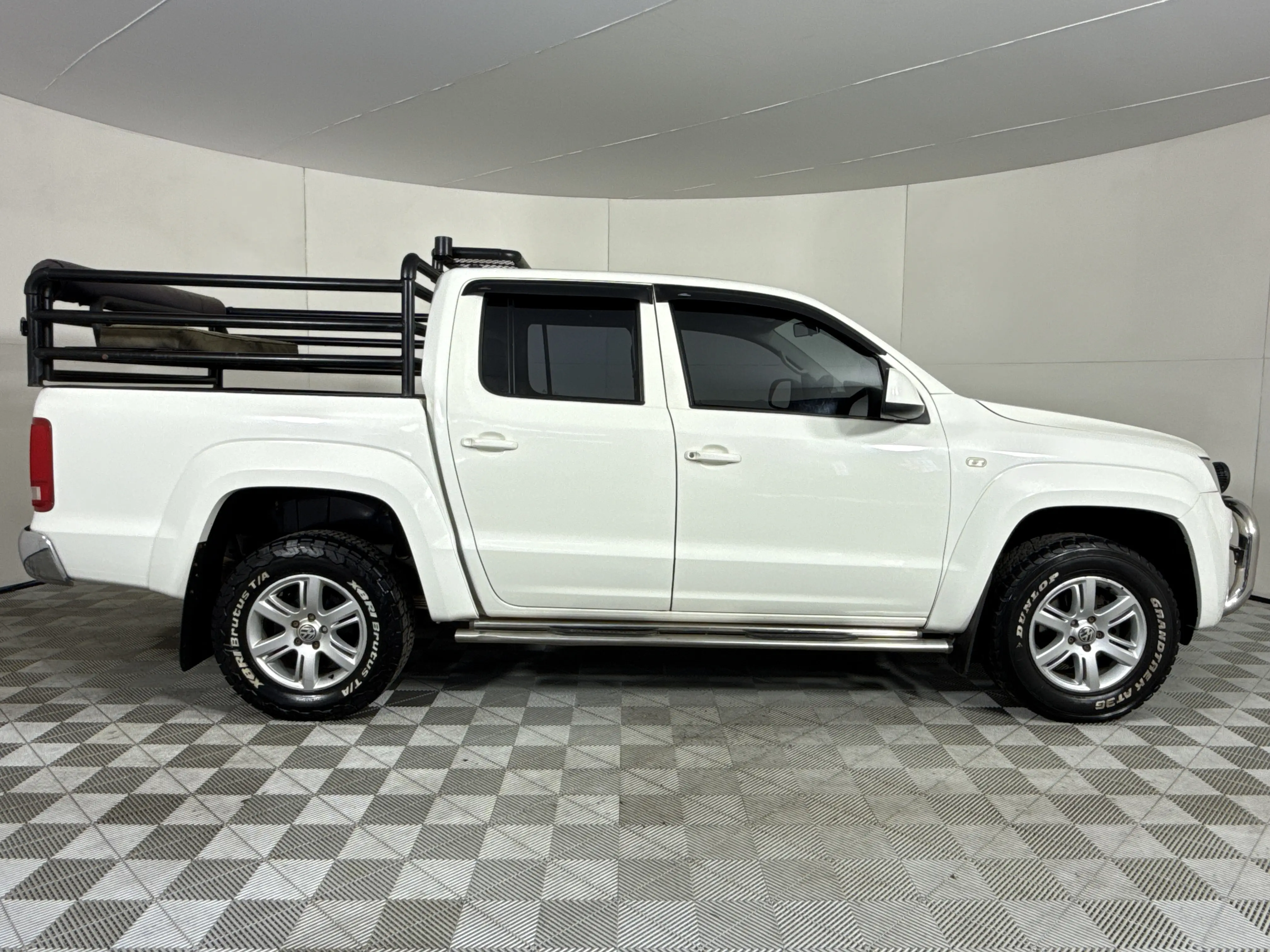 2016 Volkswagen Amarok 2.0TDI Trendline (103 KW) Double Cab Pick Up, photo 4