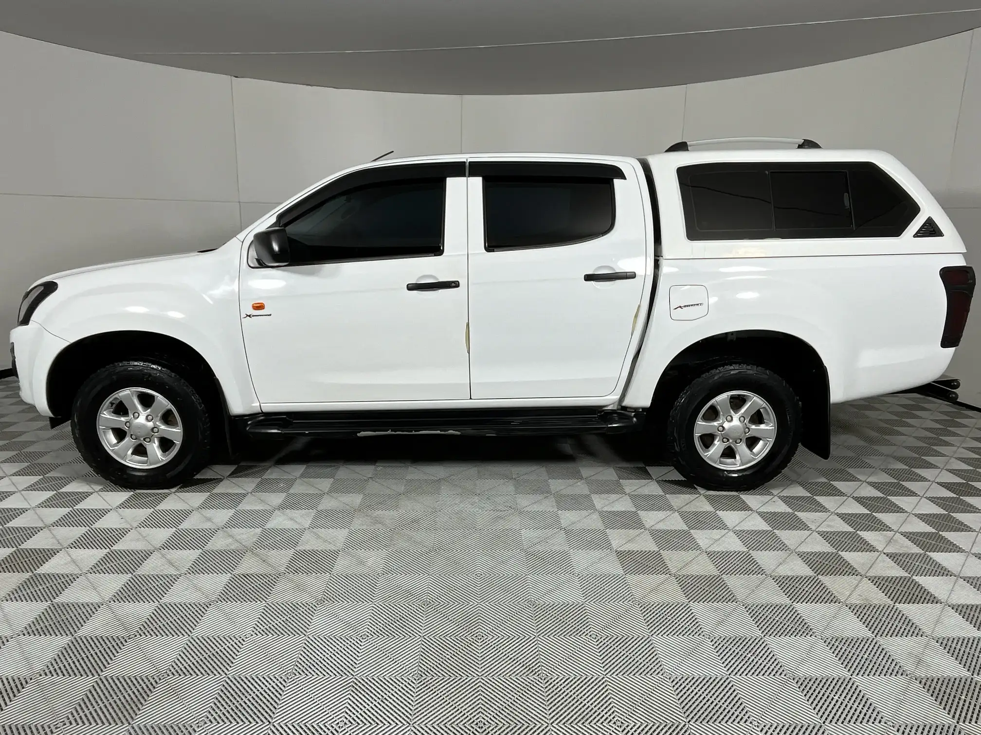 Isuzu KB