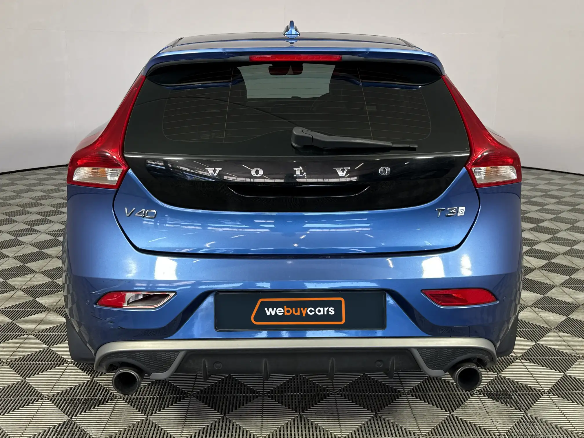 Volvo V40