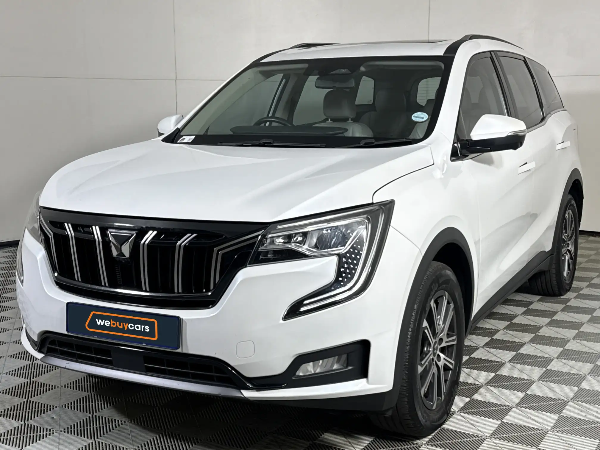 2023 Mahindra XUV 700