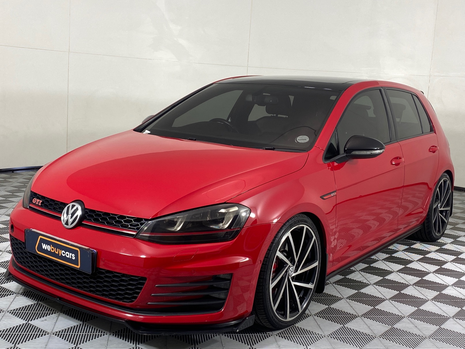 Used 15 Volkswagen Golf 7 Gti 2 0 Tsi Dsg Performance For Sale Webuycars