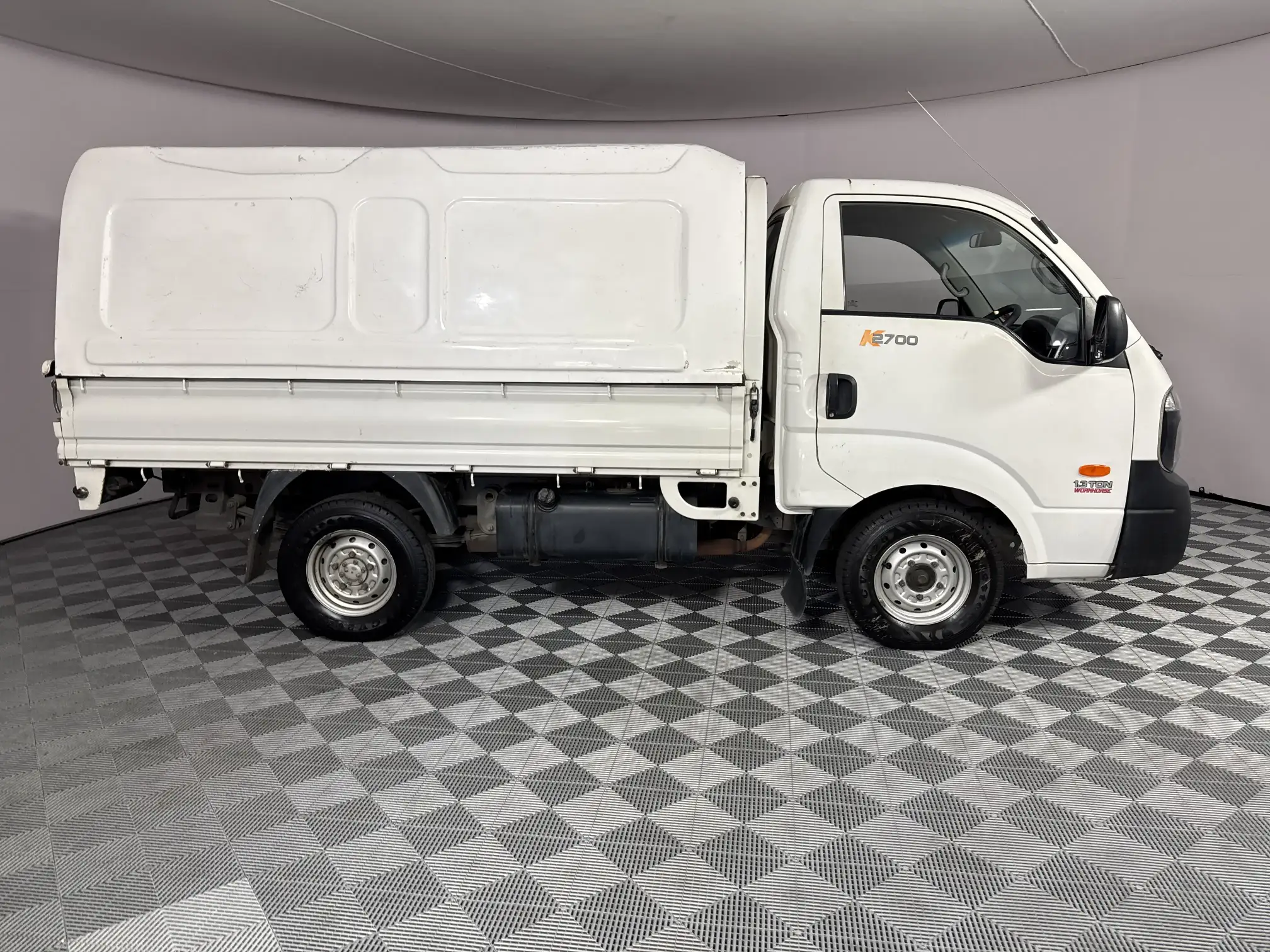 KIA K 2700
