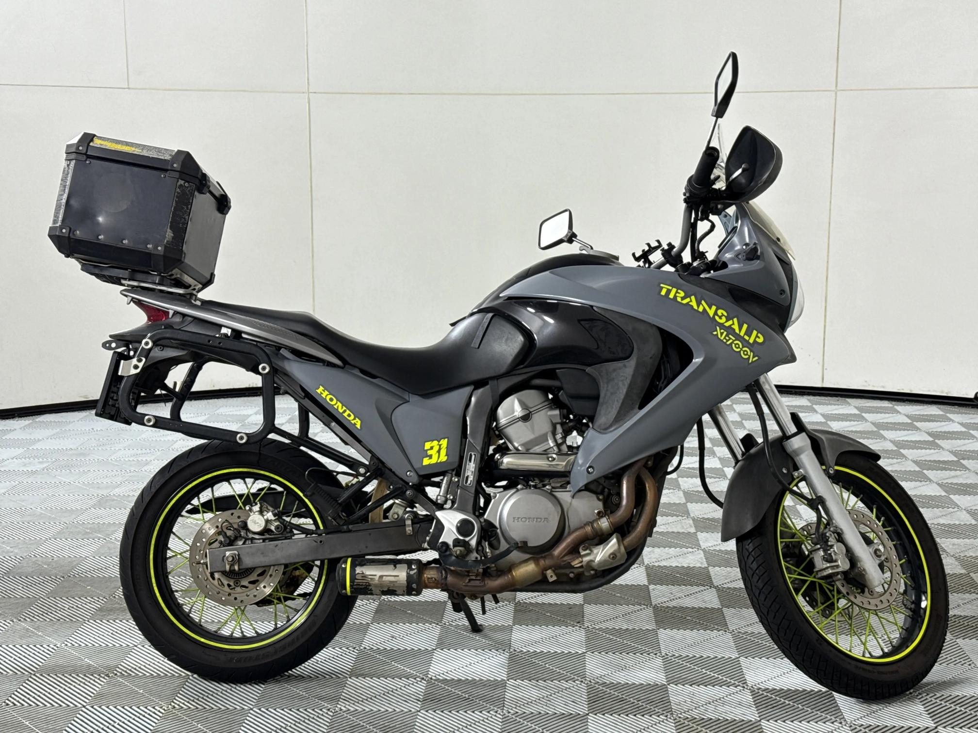Honda XL700V Transalp