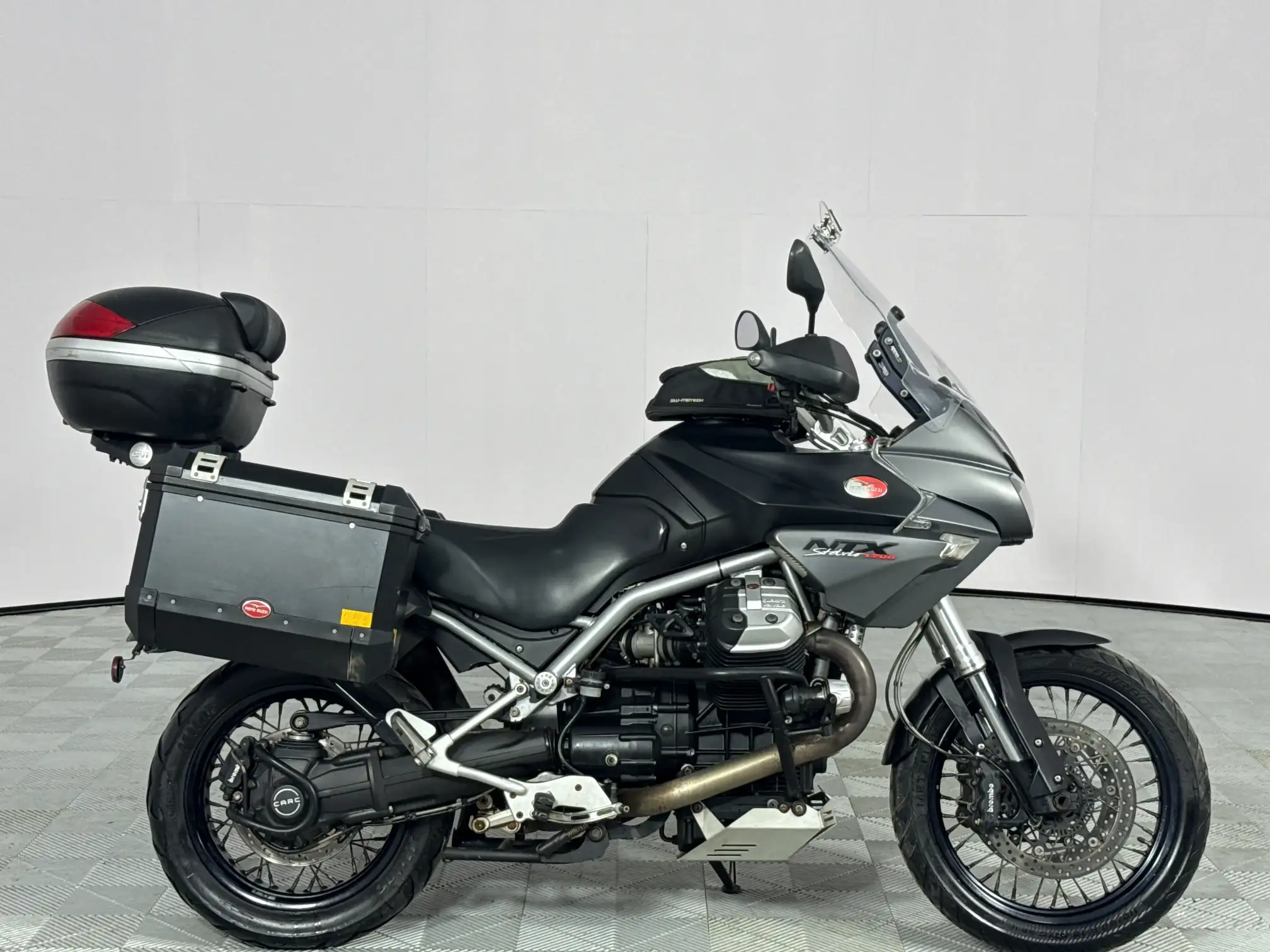 Moto Guzzi Stelvio