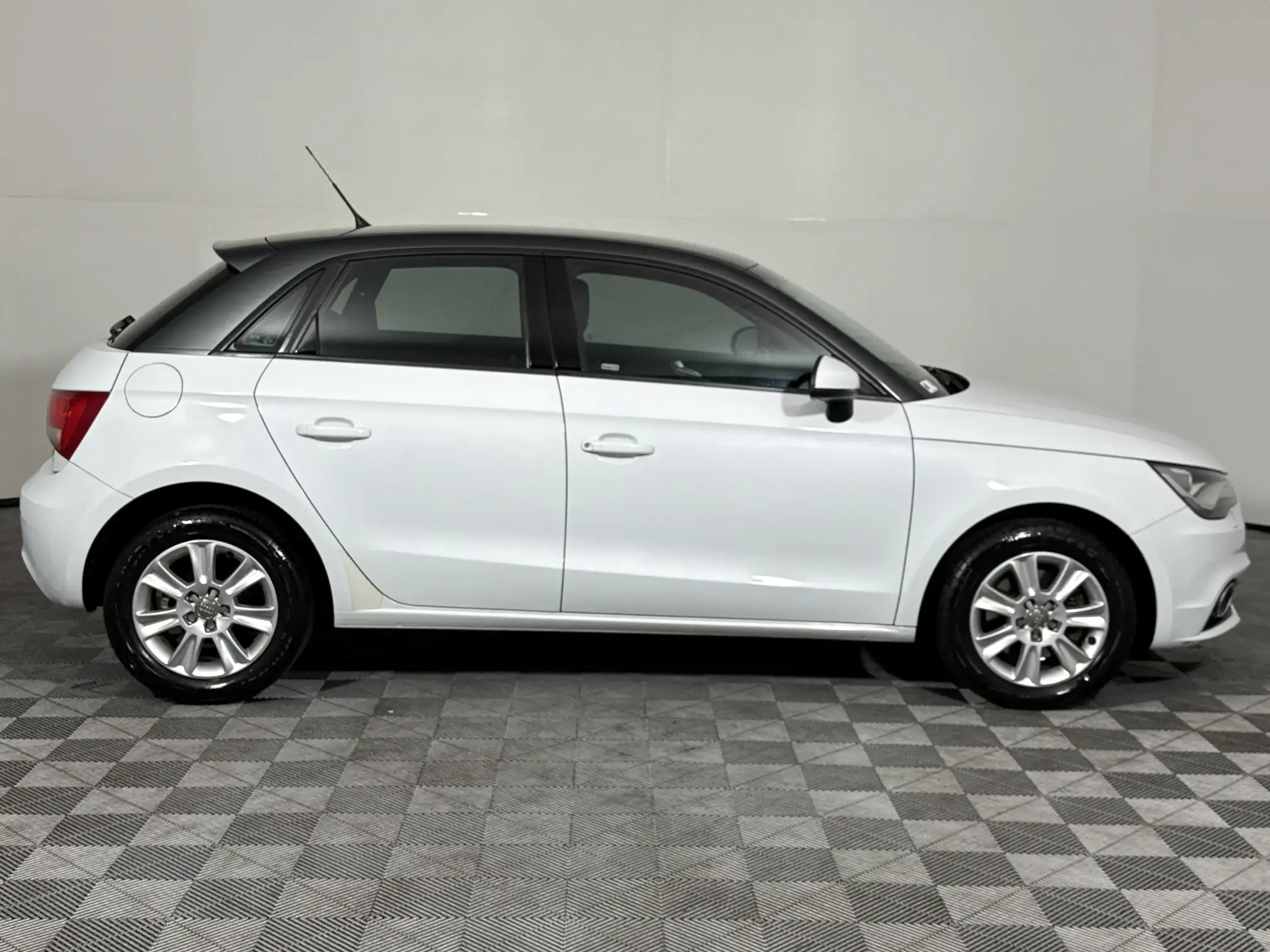 Audi A1