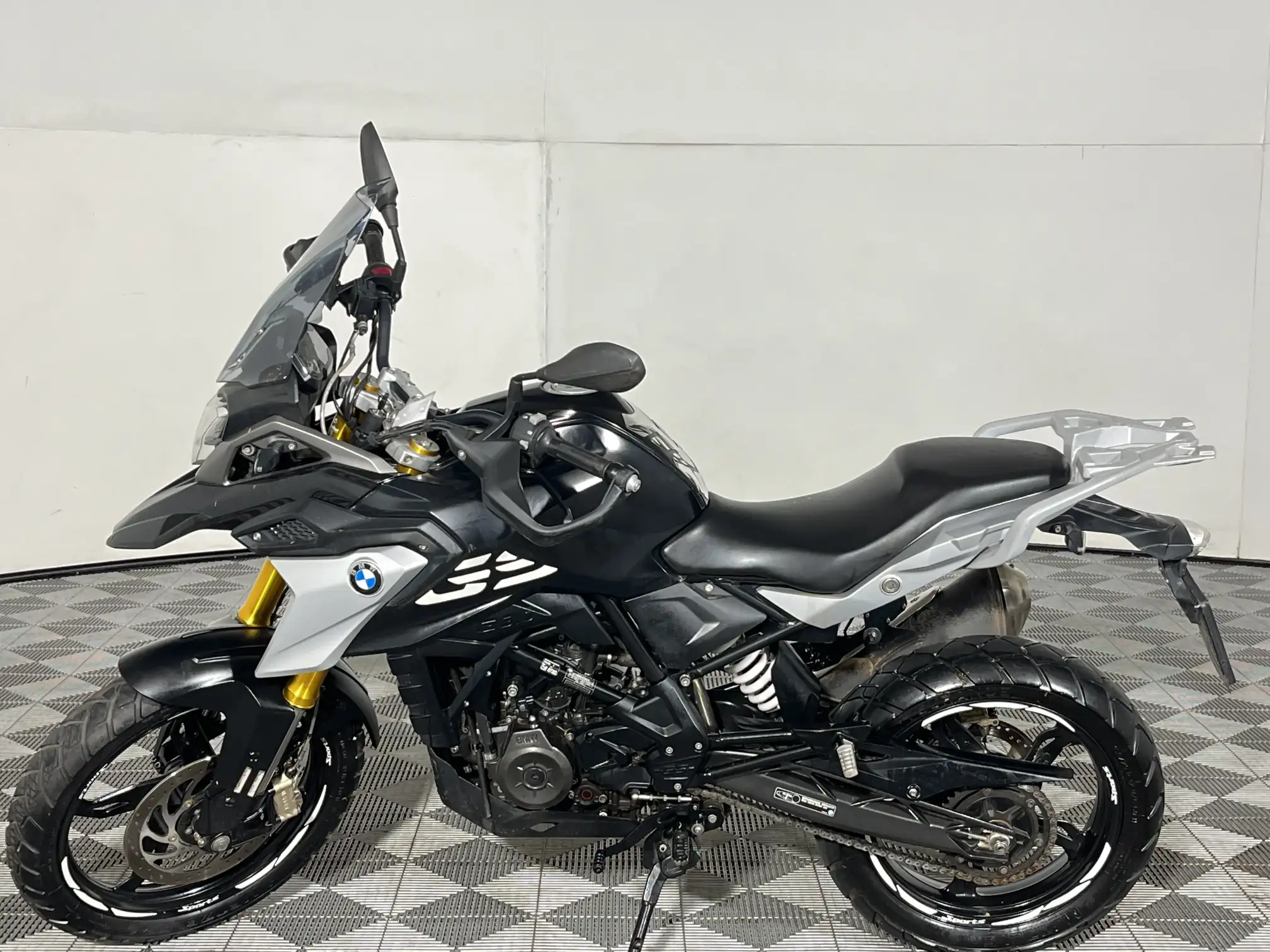 2023 BMW C