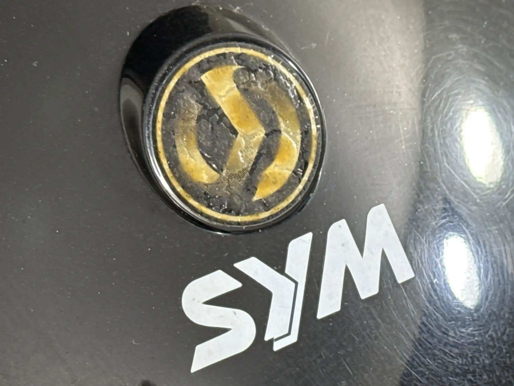 SYM SYM