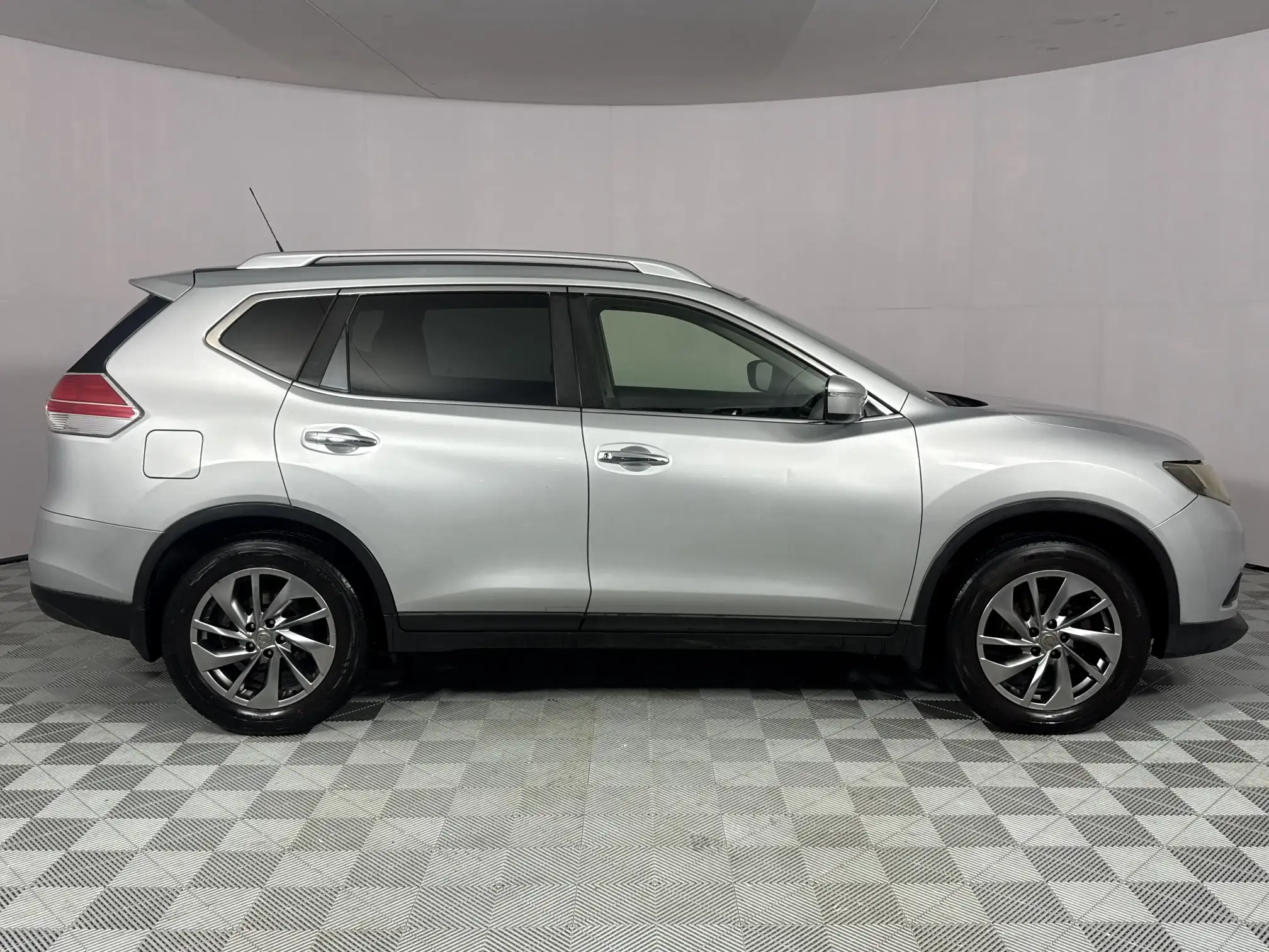 Nissan X Trail