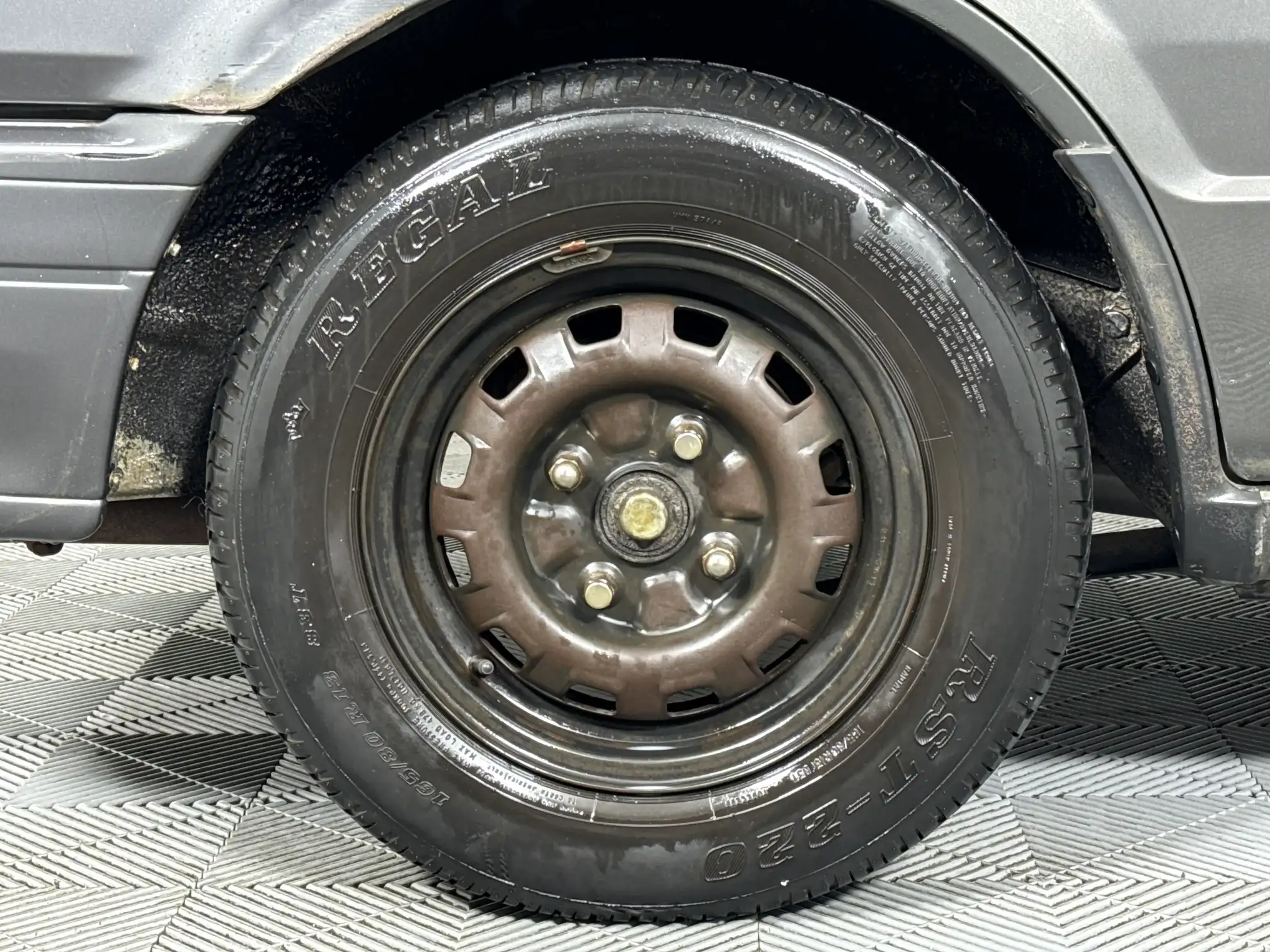Mazda 323
