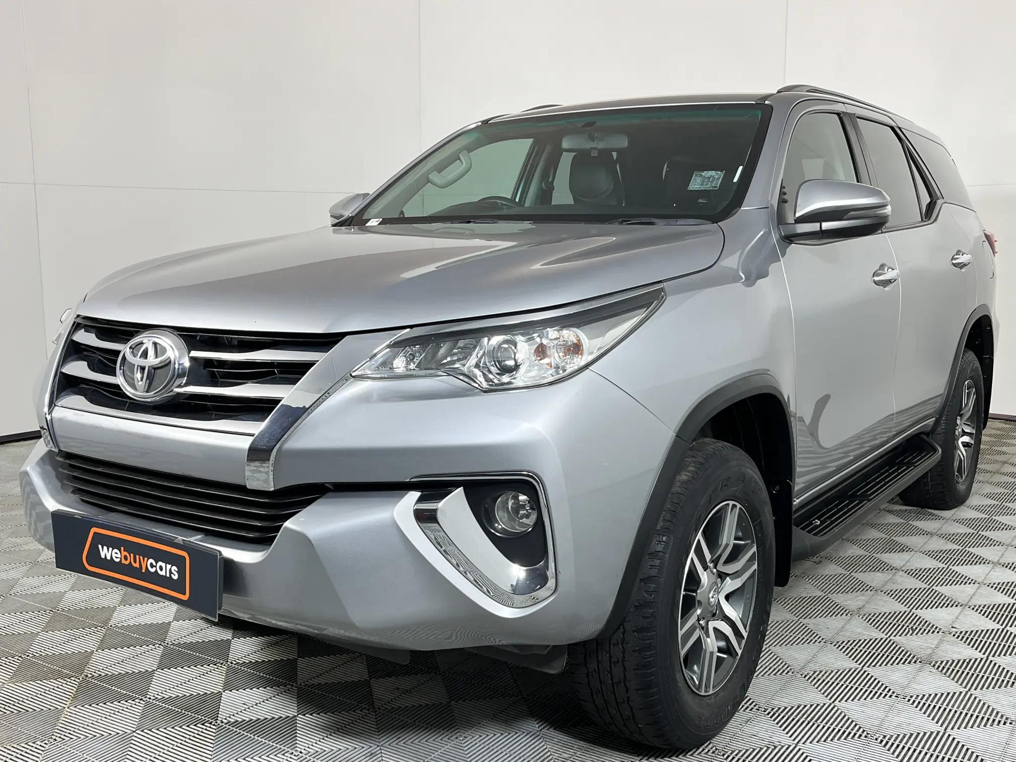 Toyota Fortuner IV 2.4 GD-6 Raised Body