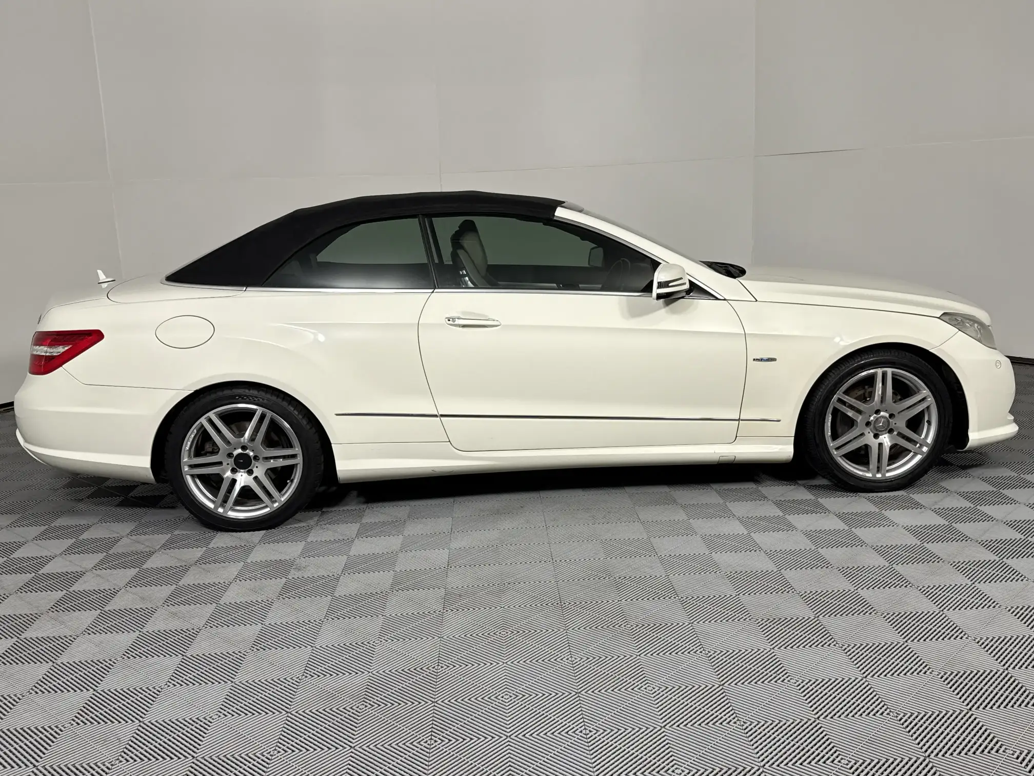 Mercedes-Benz E Class Cabriolet