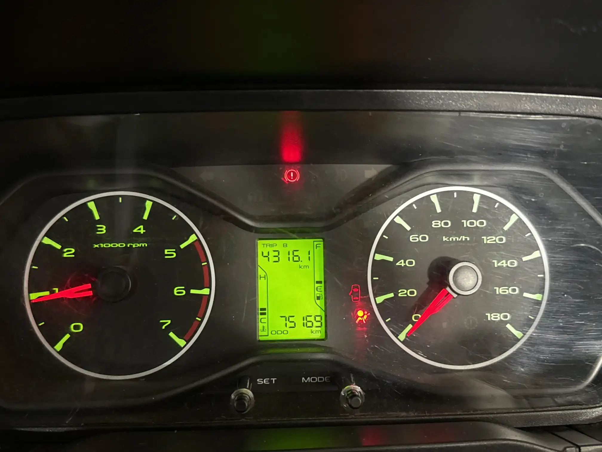 Mahindra PIK UP