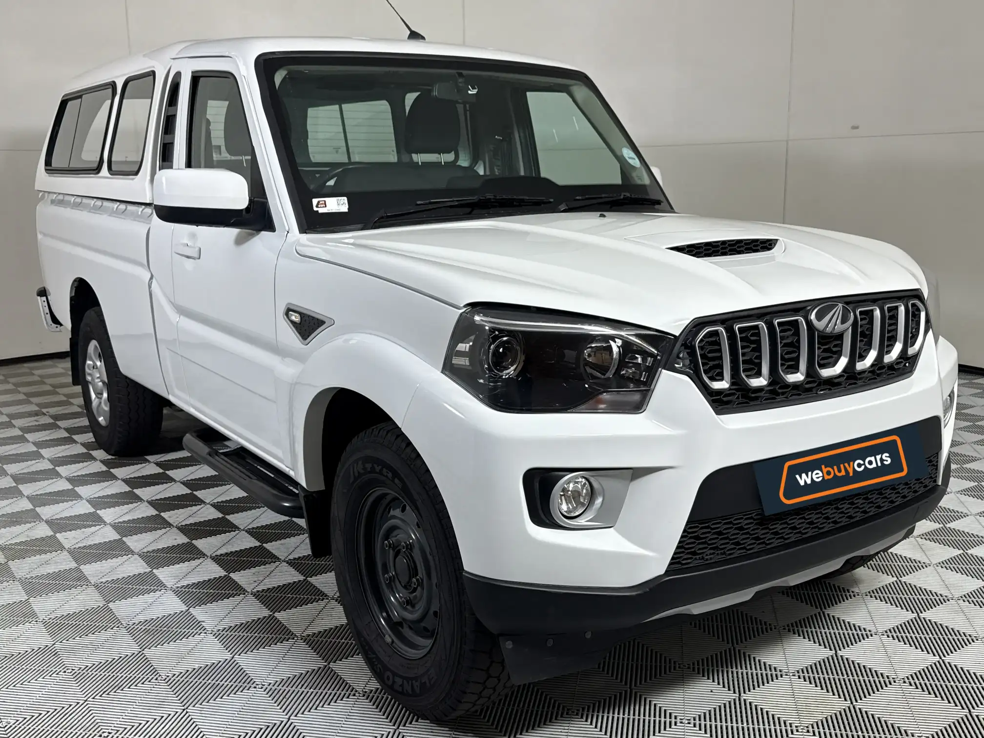 Mahindra PIK UP