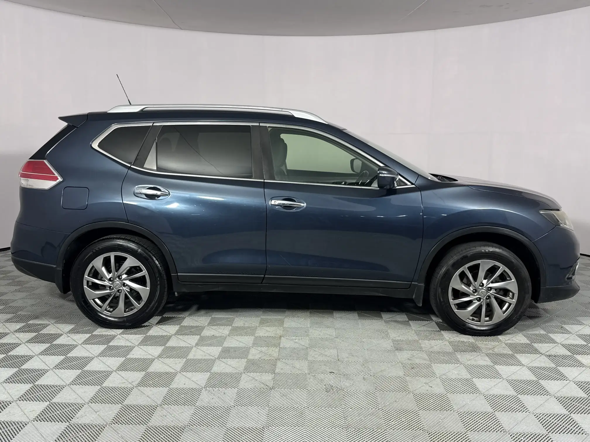 Nissan X Trail