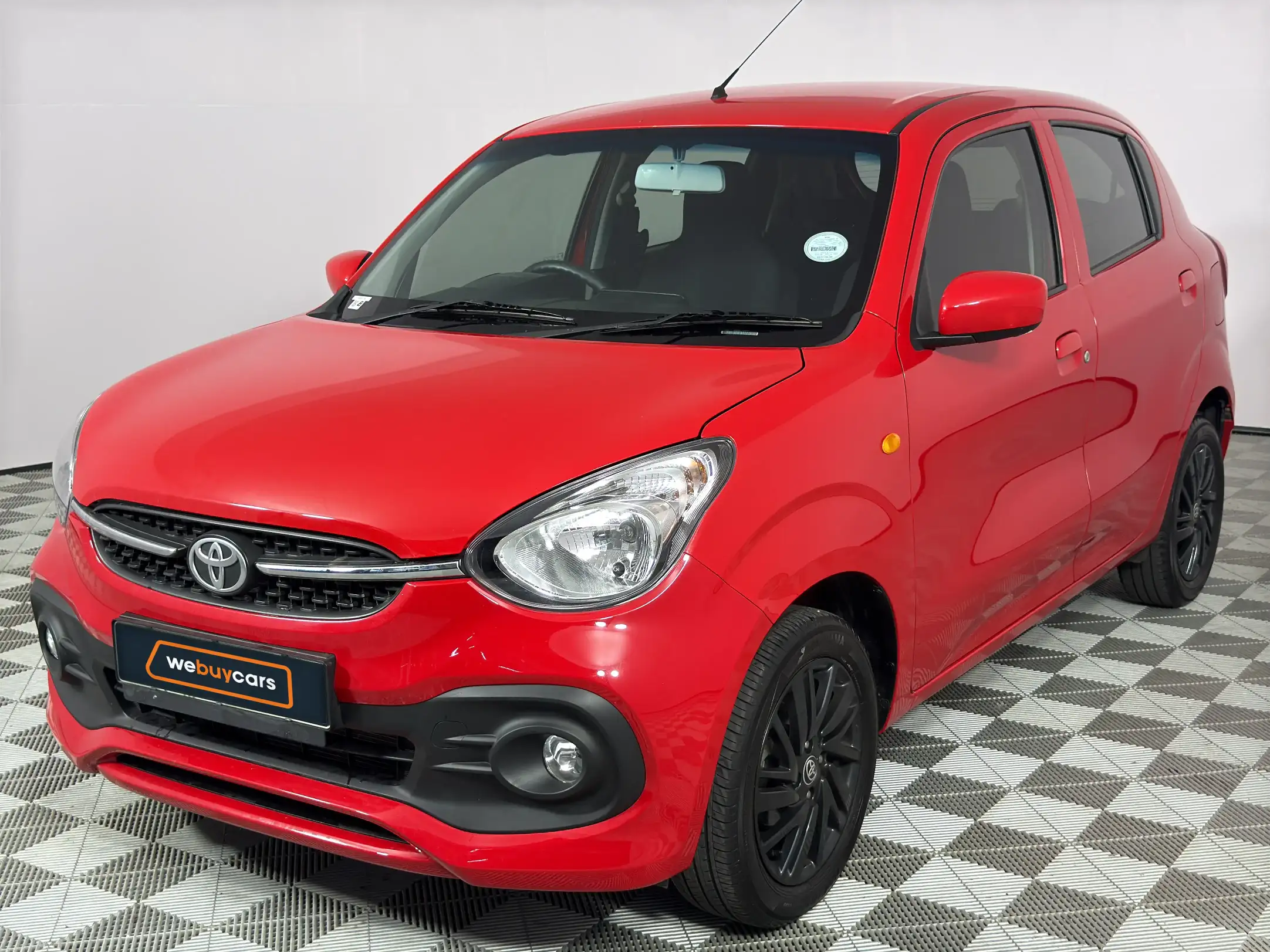 2024 Toyota Vitz