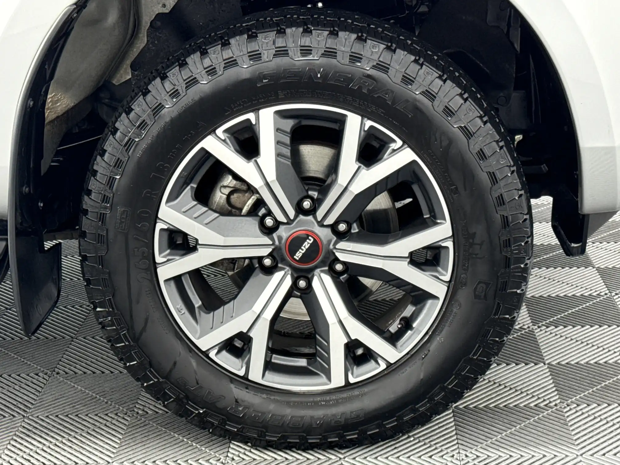 Isuzu D-MAX