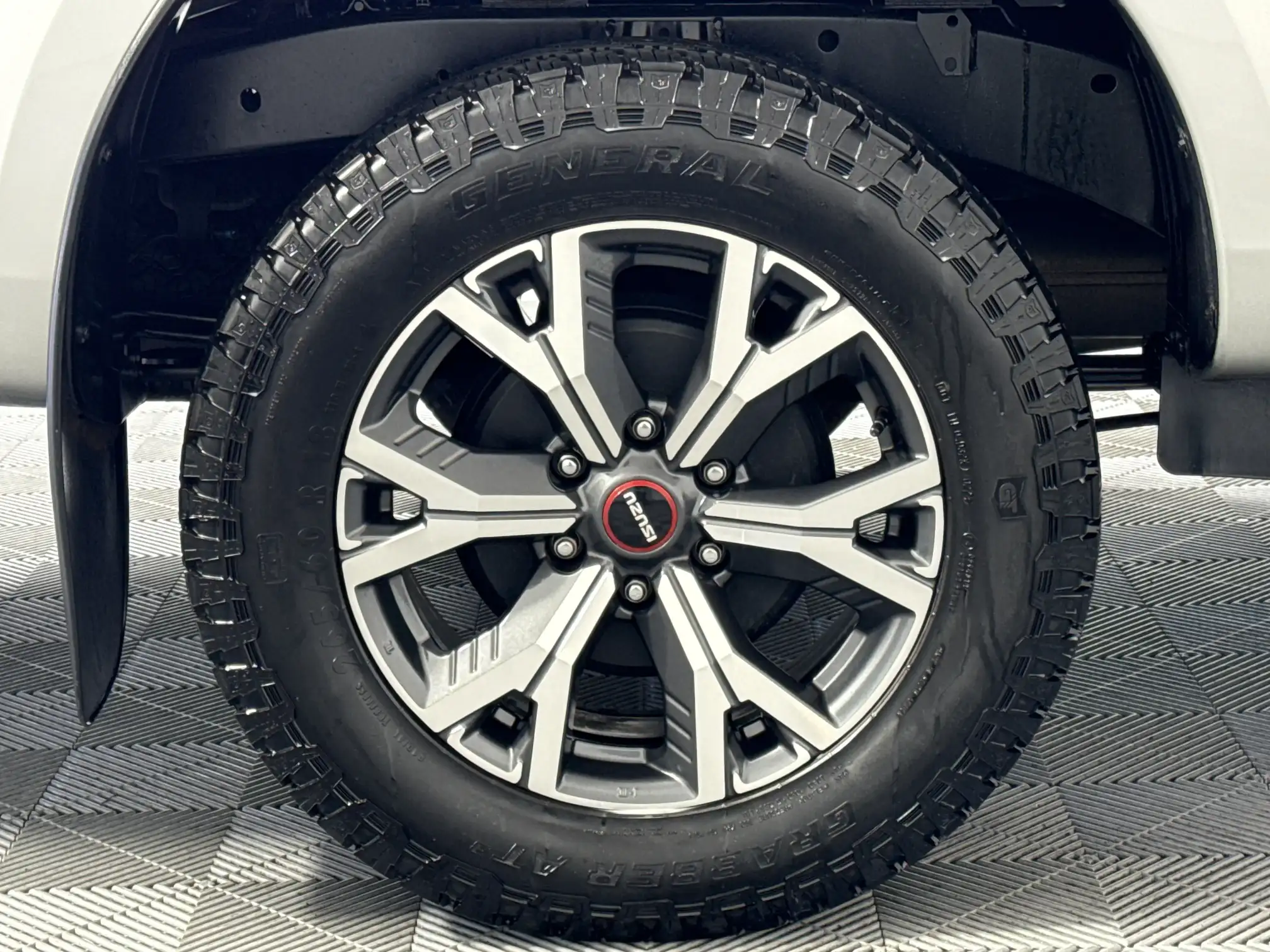 Isuzu D-MAX
