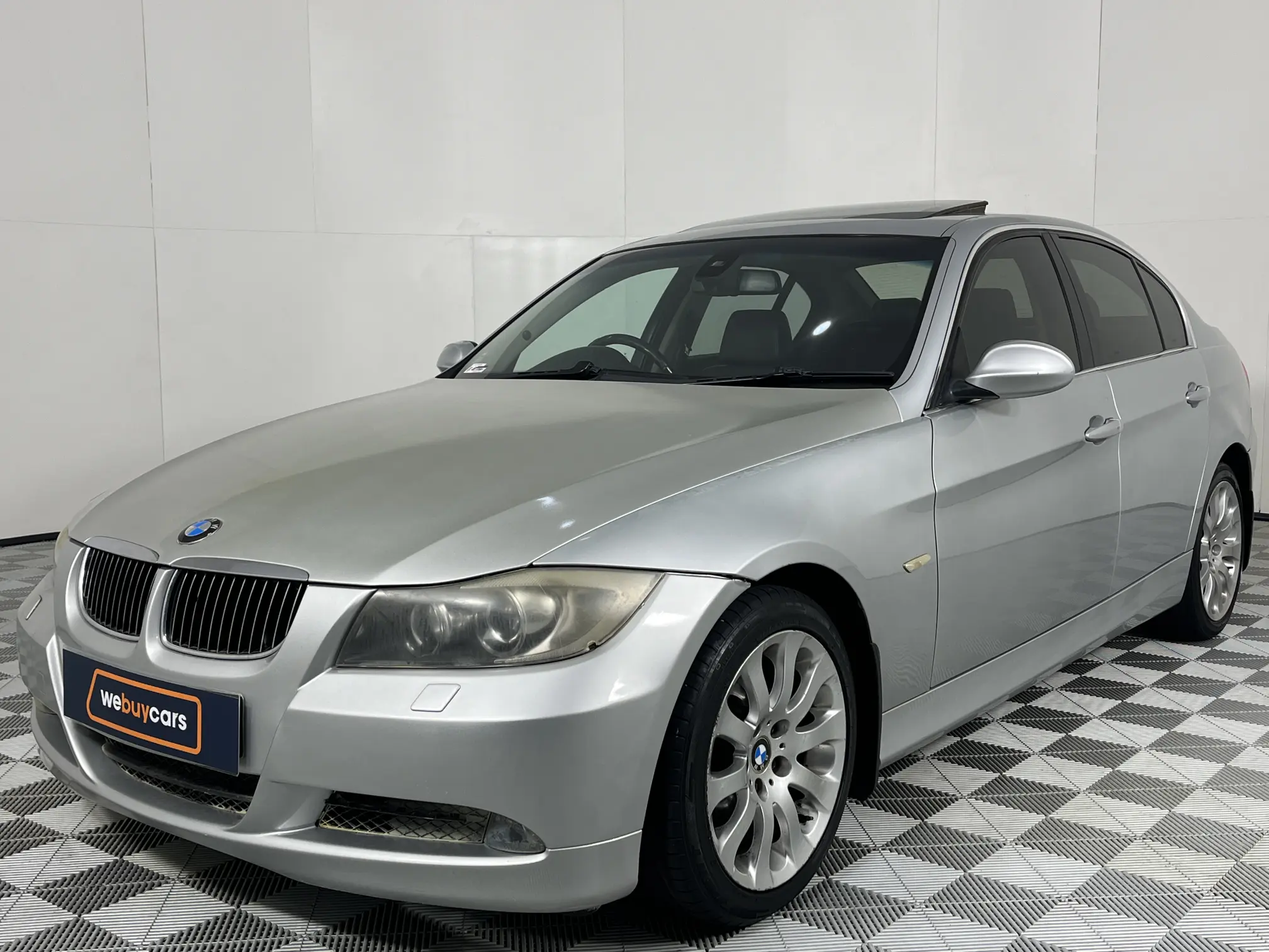 2008 BMW 3 Series 323i (E90)