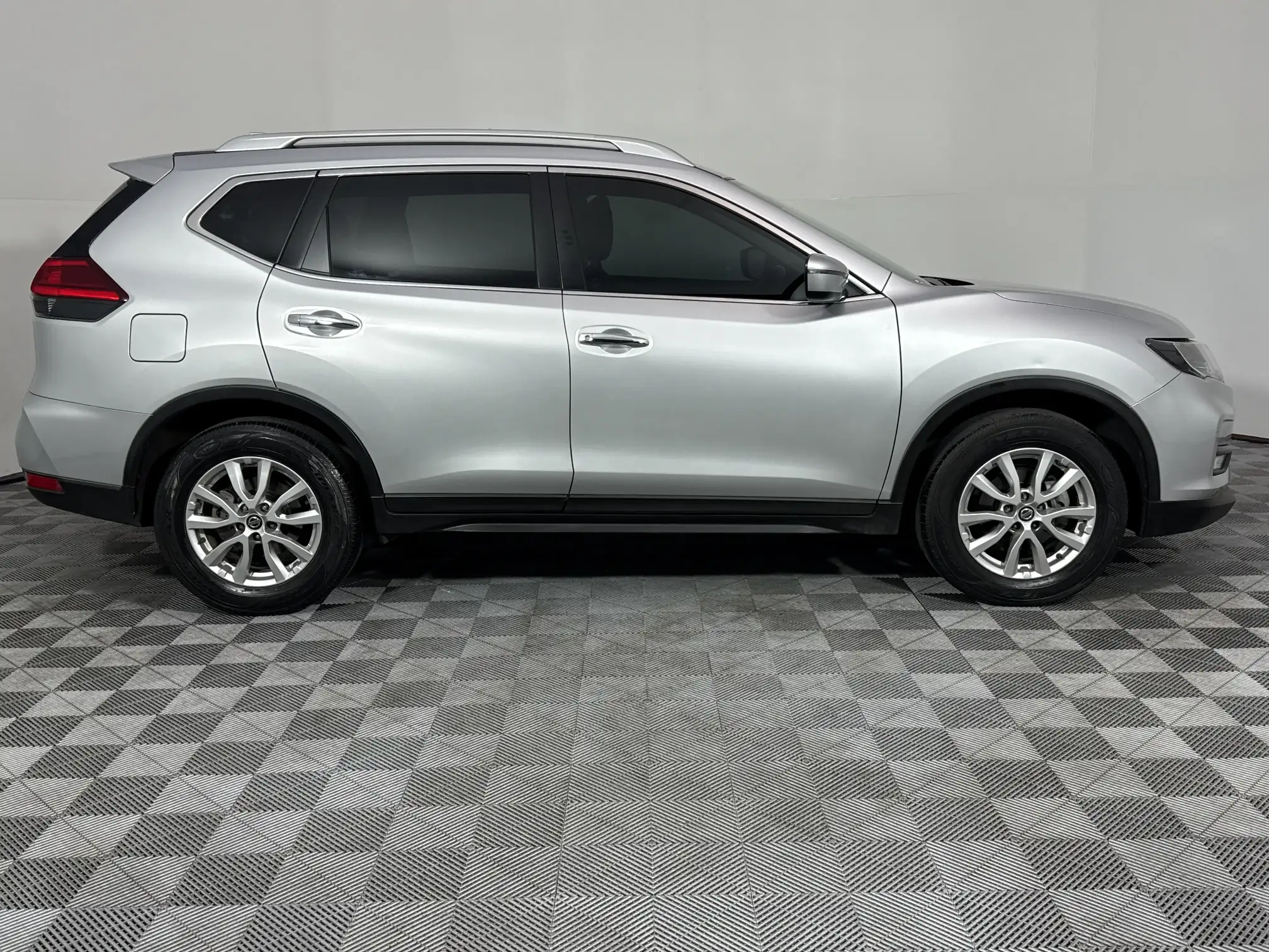 Nissan X Trail