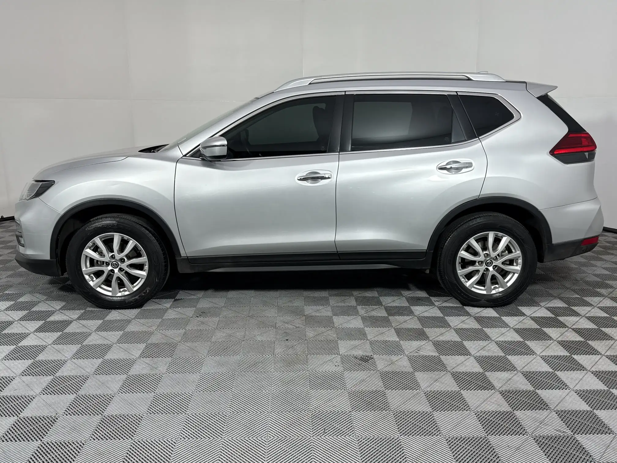 Nissan X Trail