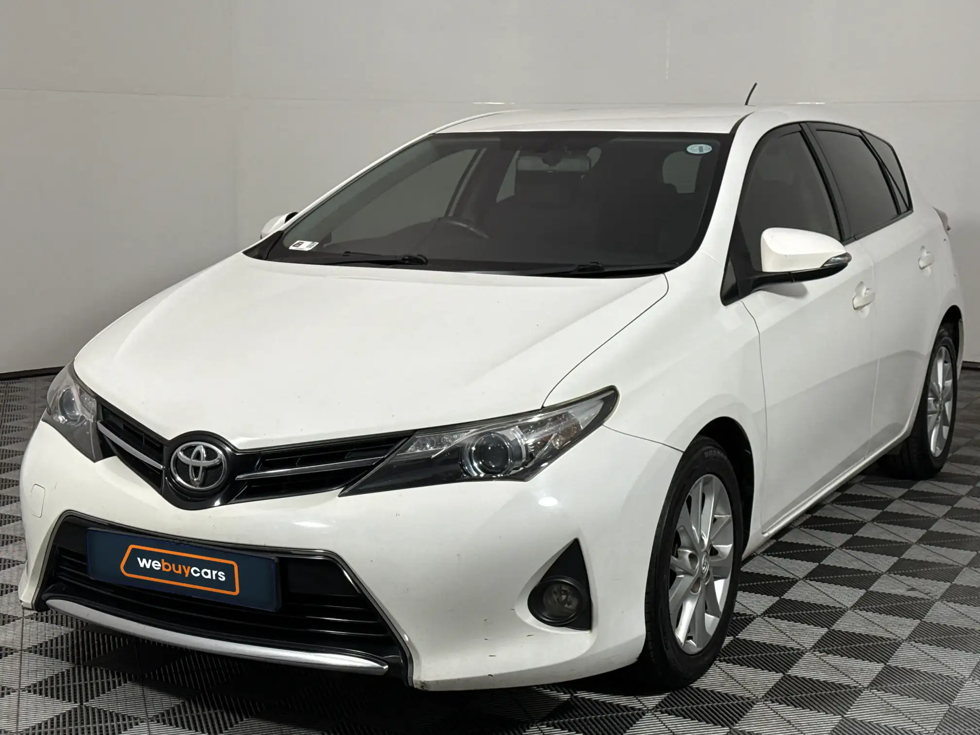 2015 Toyota Auris