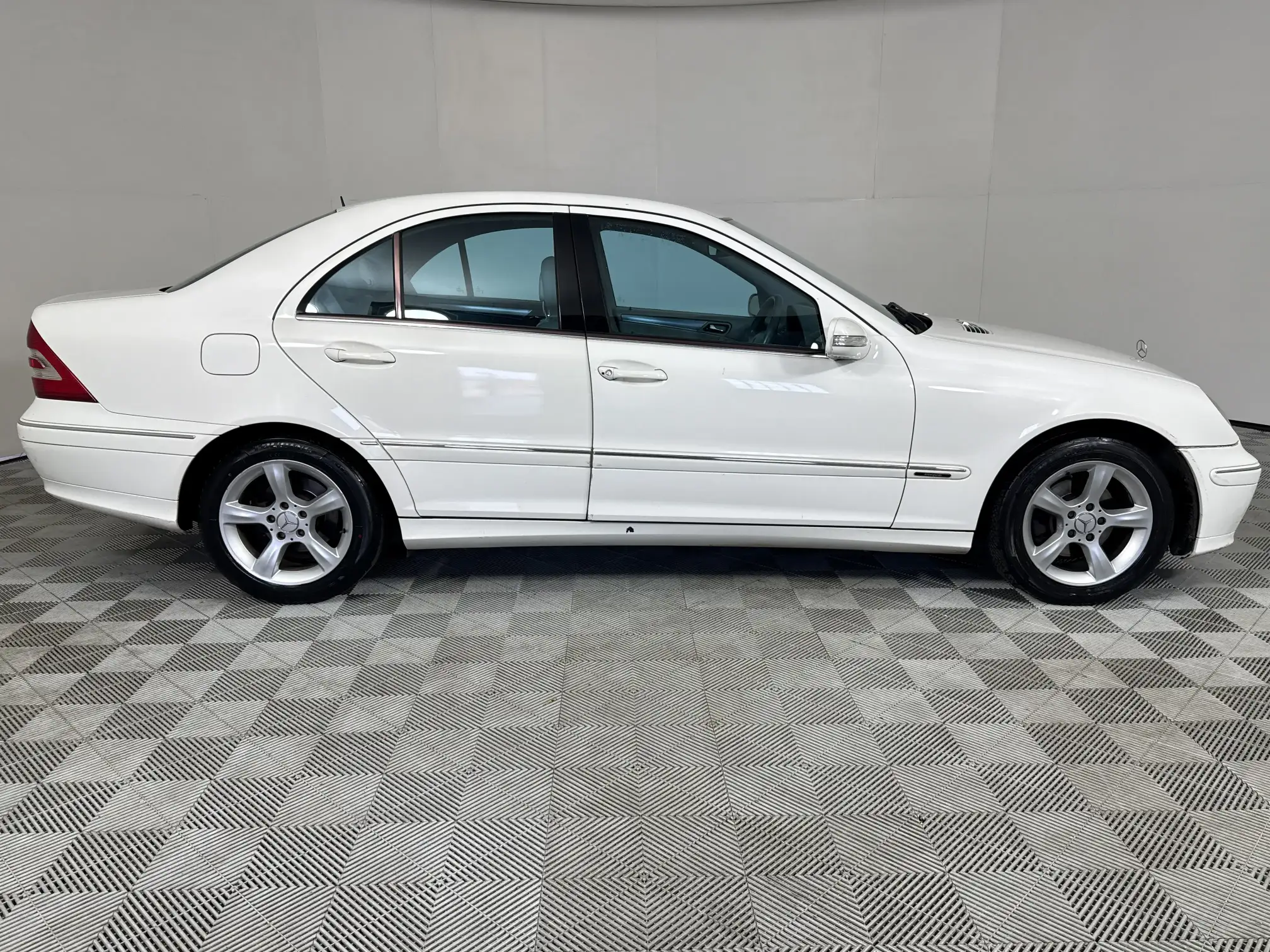 Mercedes-Benz C Class Sedan