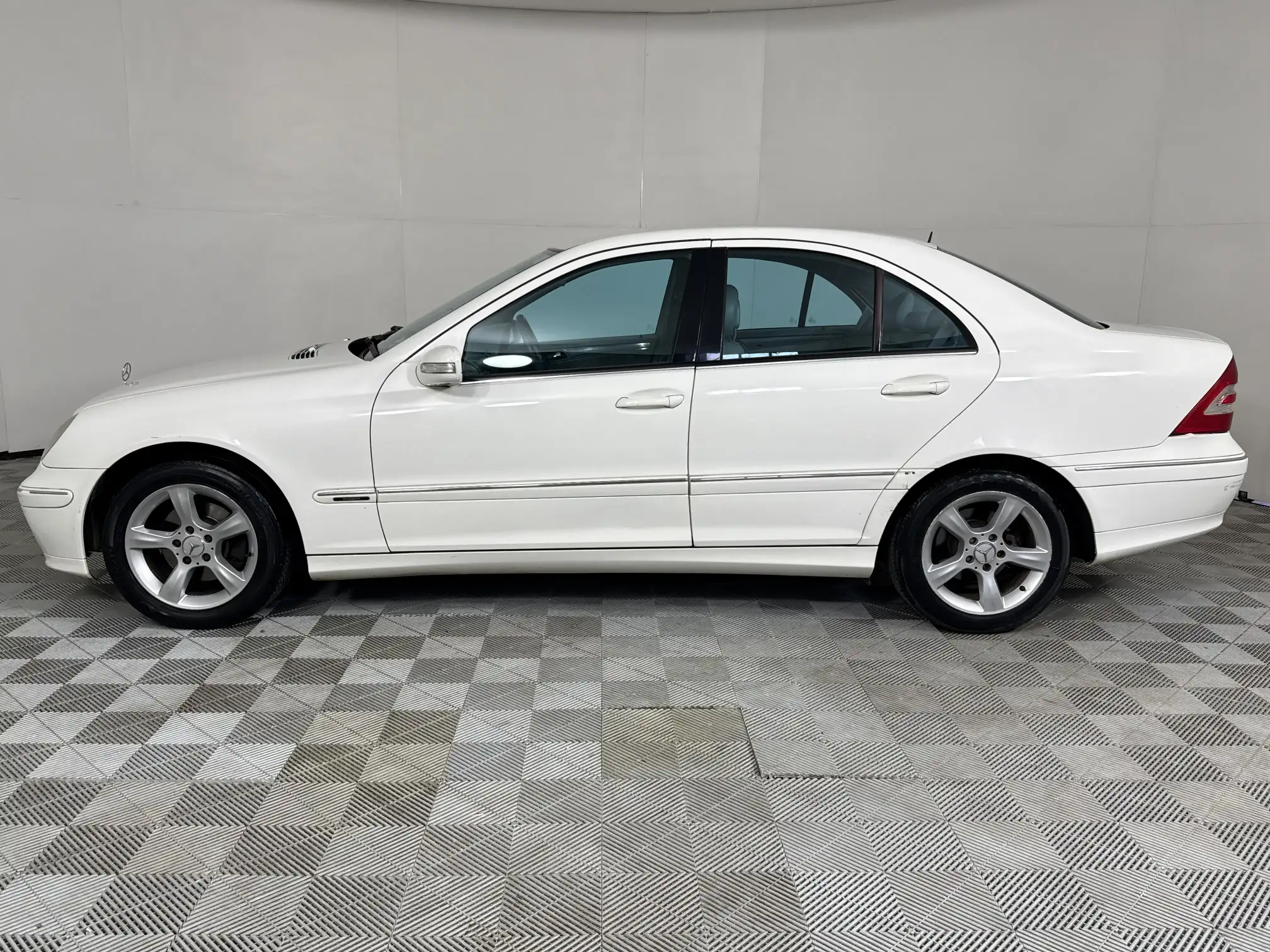 Mercedes-Benz C Class Sedan