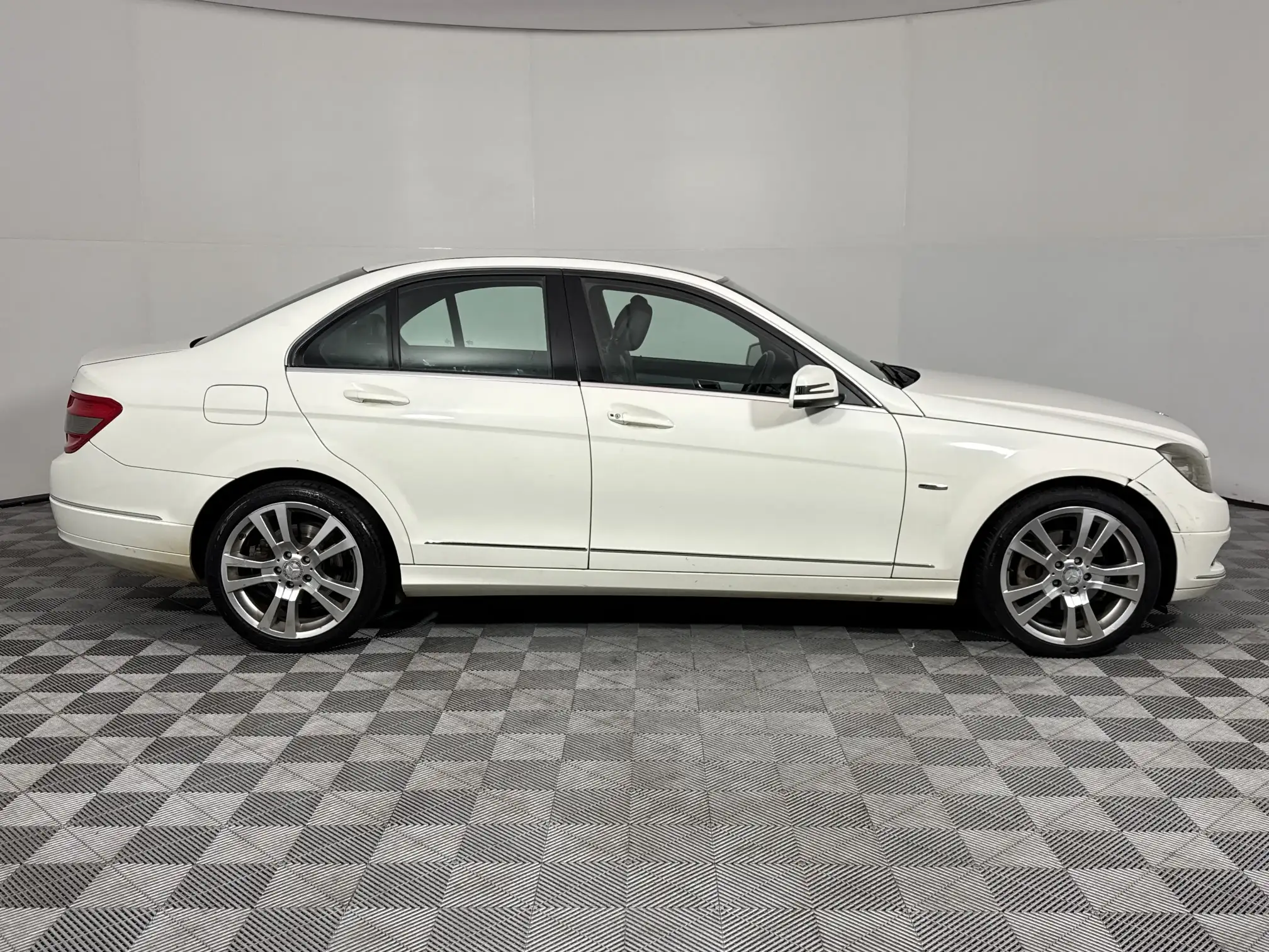 Mercedes-Benz C Class Sedan
