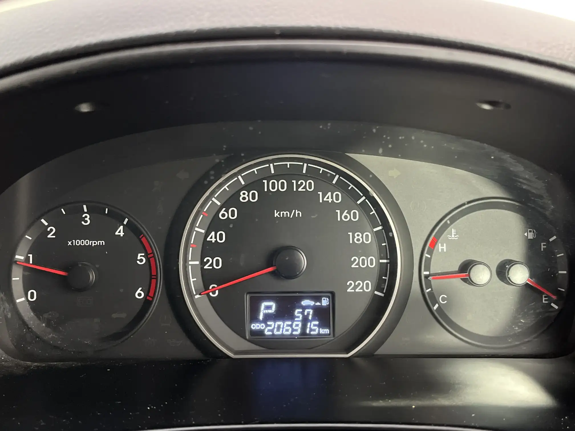 Hyundai H-1