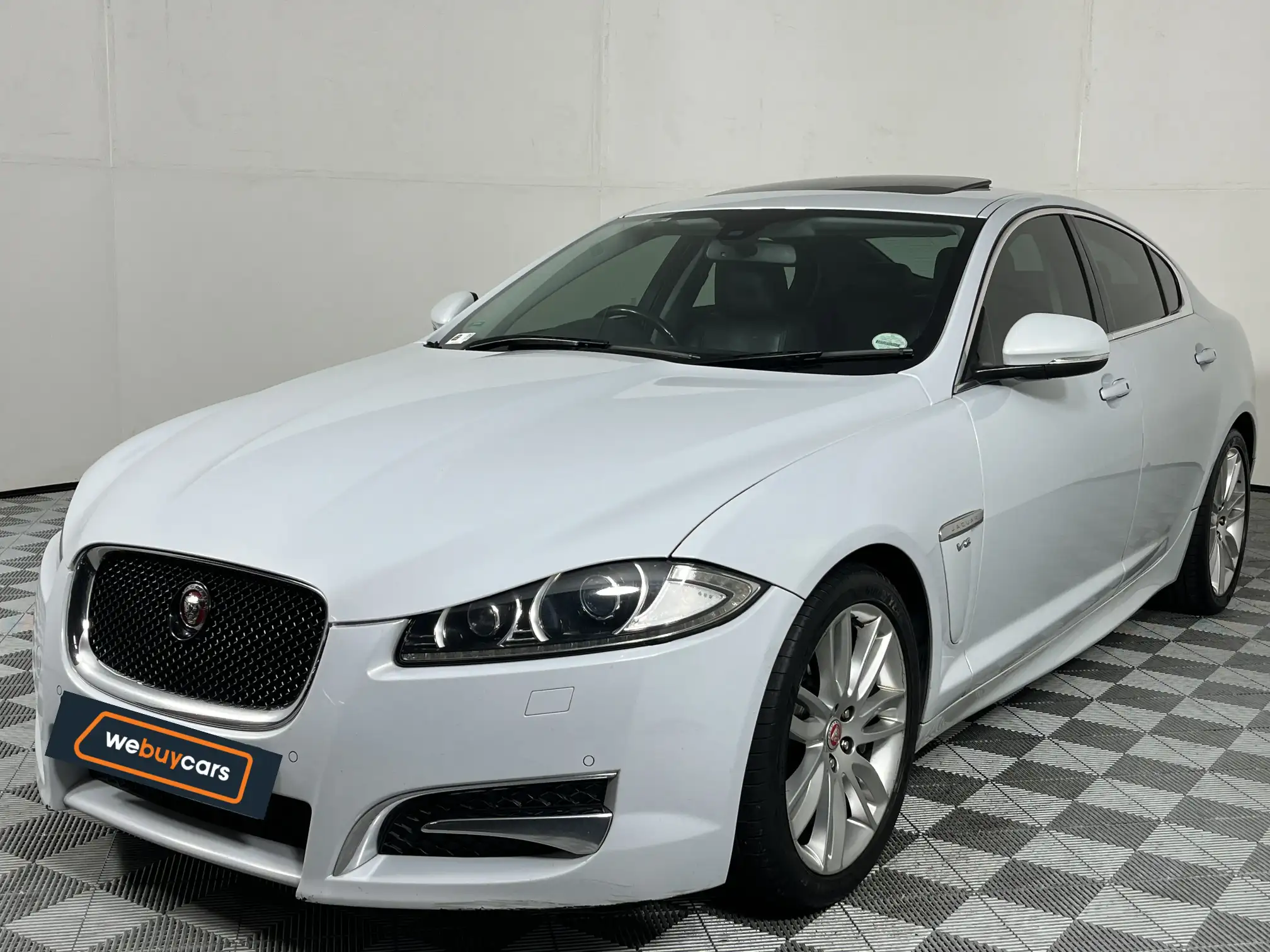 2016 Jaguar XF