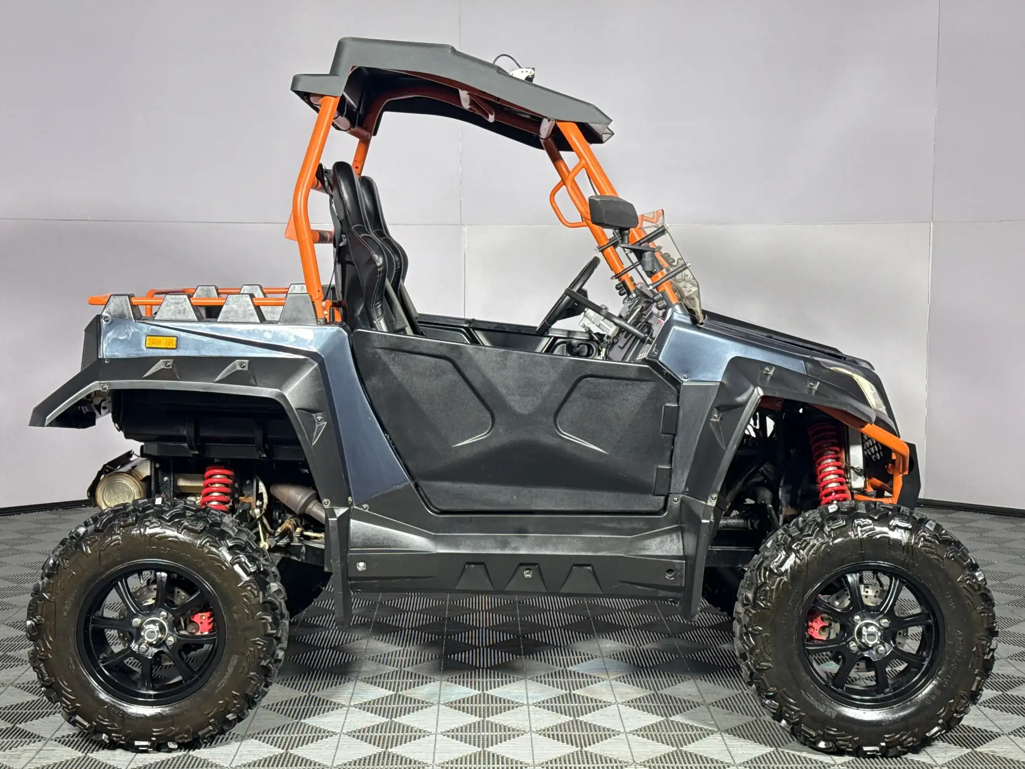 Revaro Raider