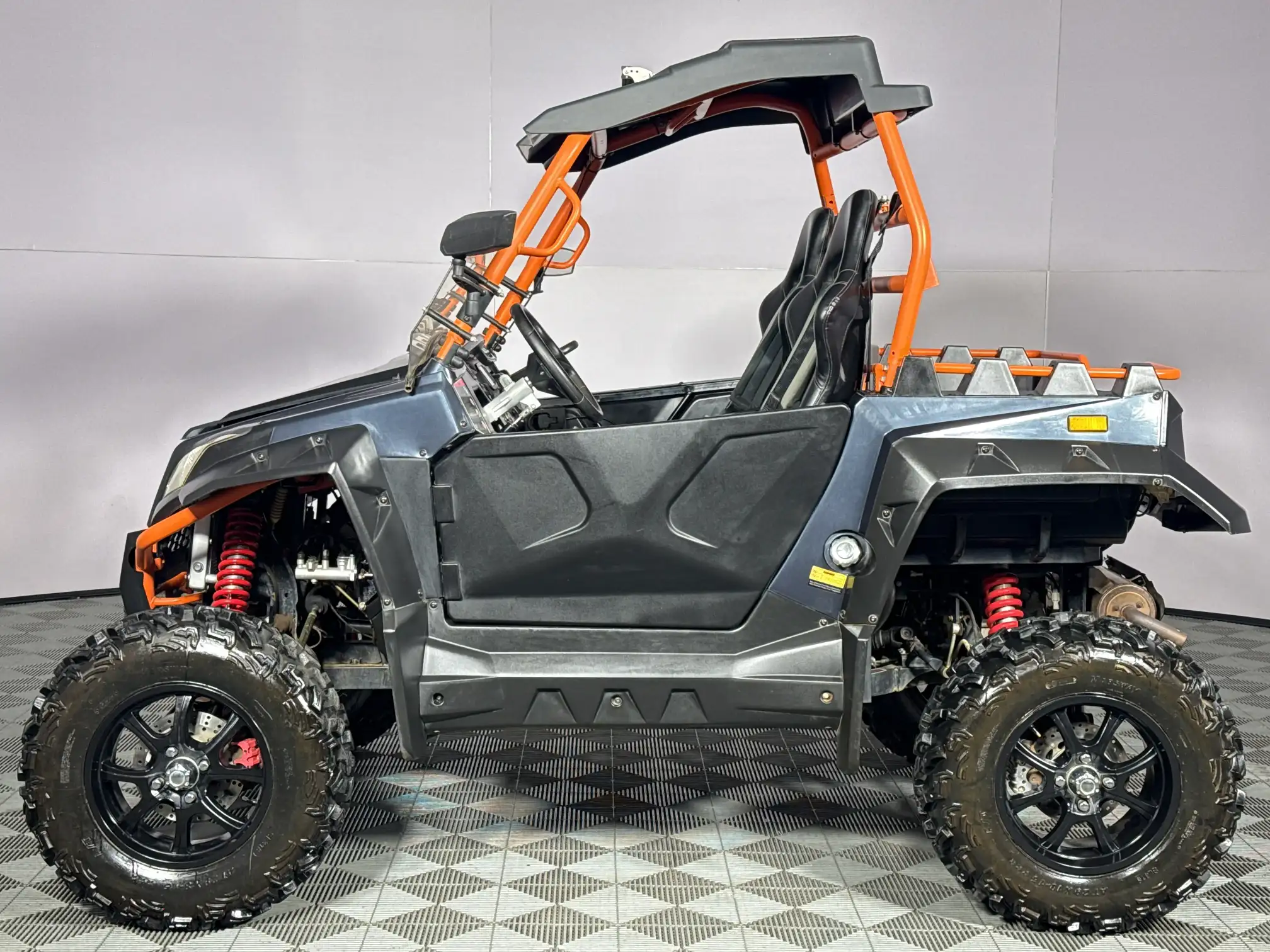 Revaro Raider