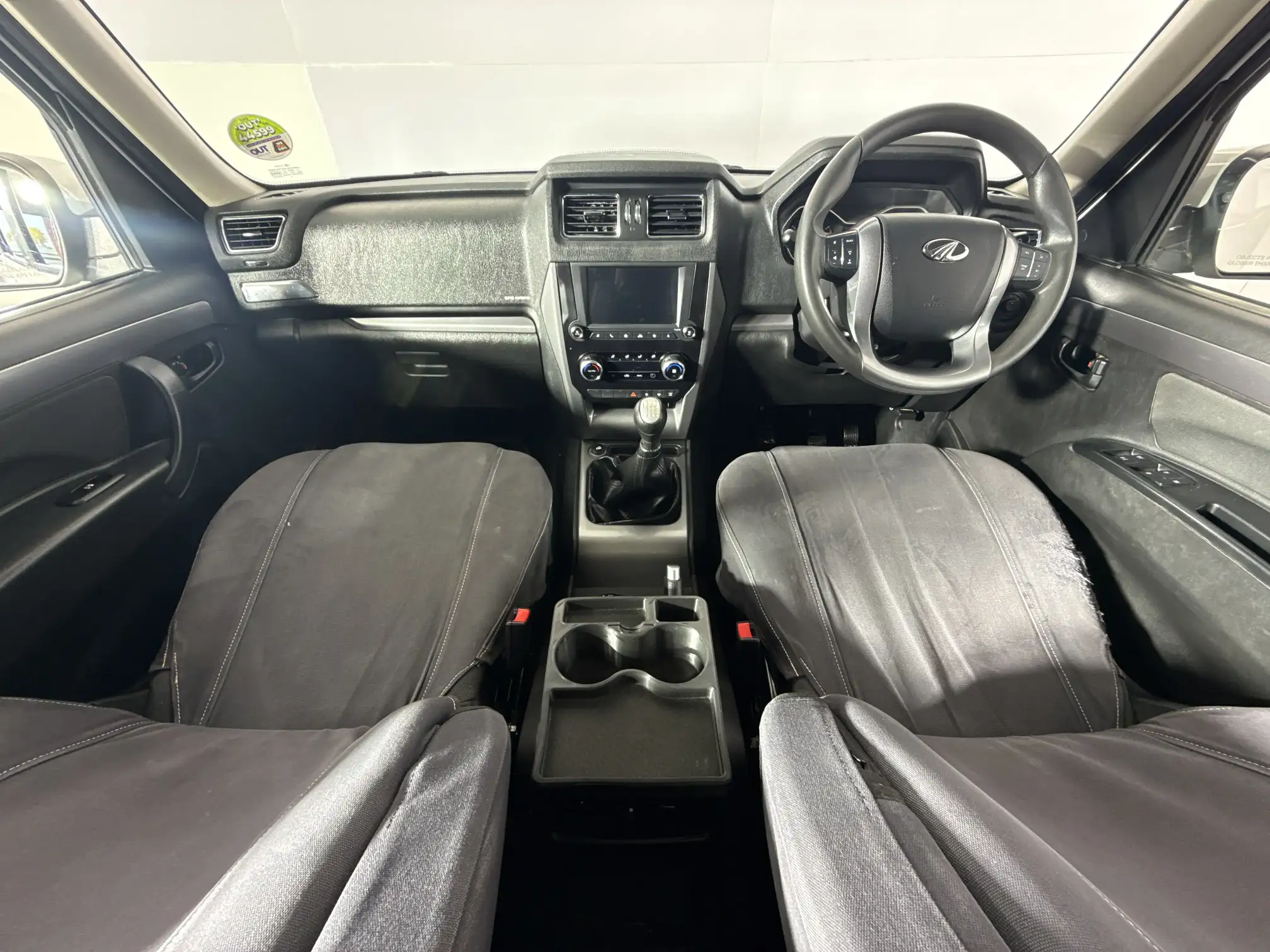 Mahindra PIK UP