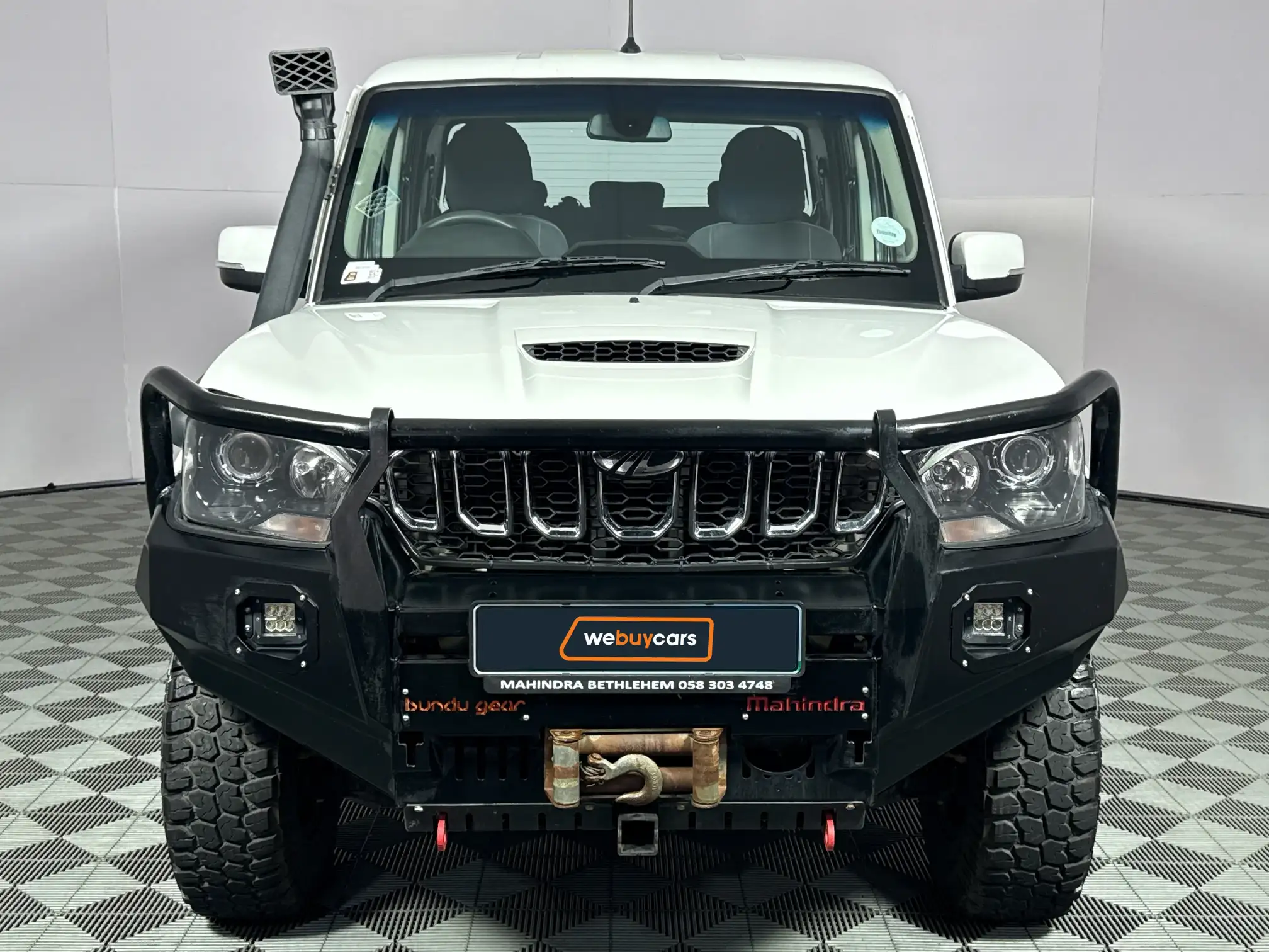 Mahindra PIK UP