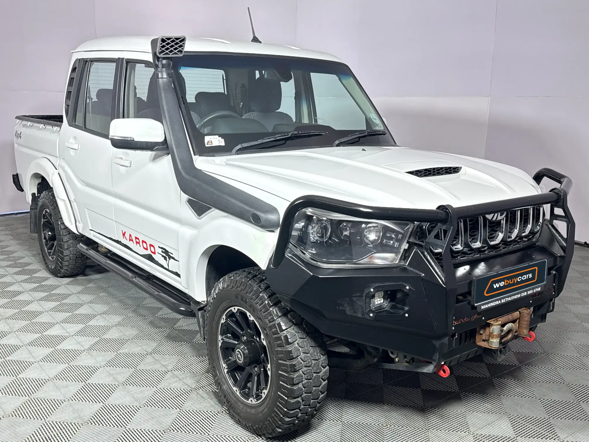 Mahindra PIK UP