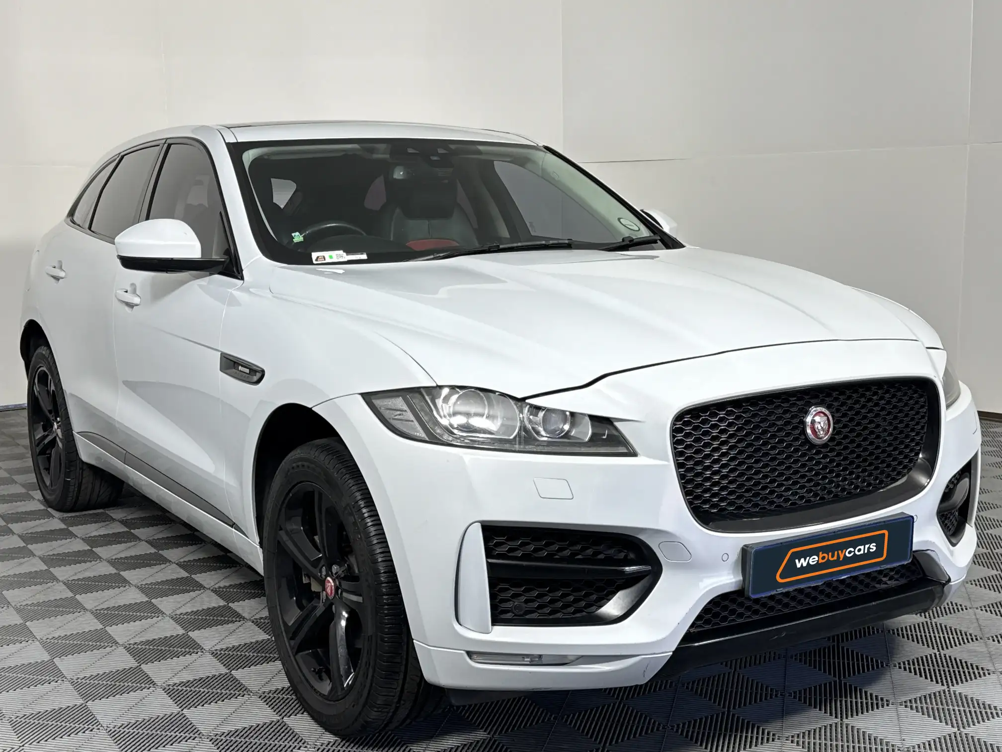 Jaguar F-Pace